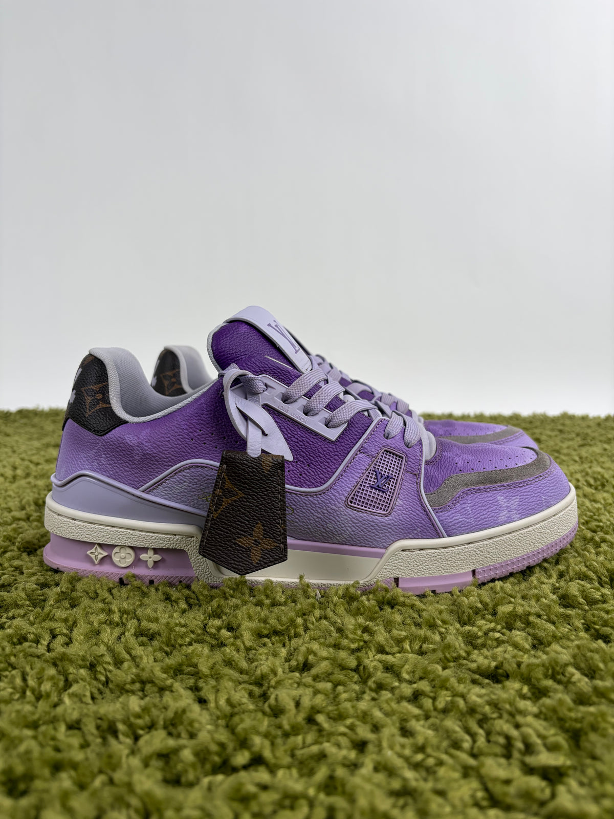Louis Vuitton Trainer Viola 7.5