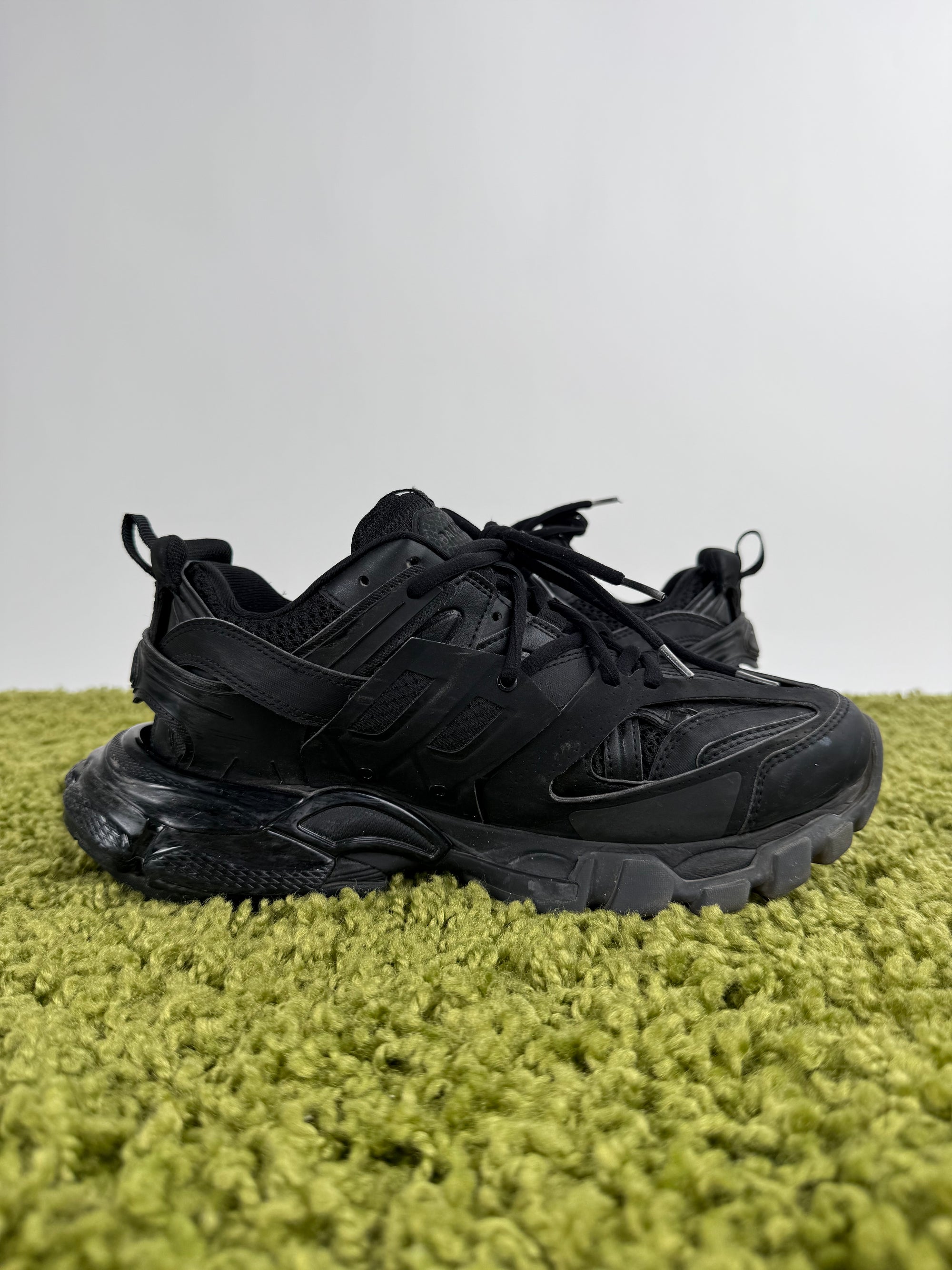 Balenciaga Track Nera 39