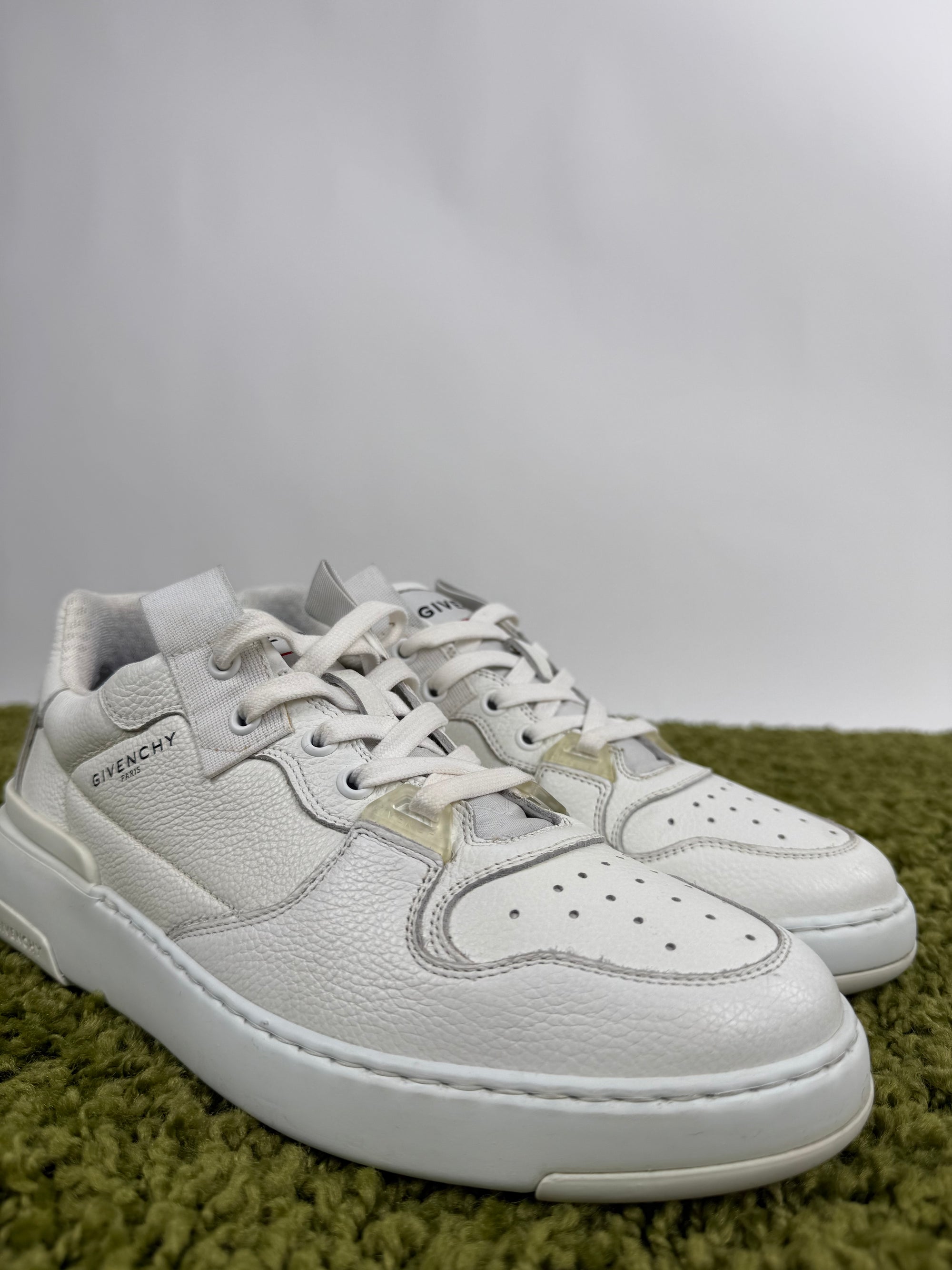 Givenchy Wing low sneaker 40