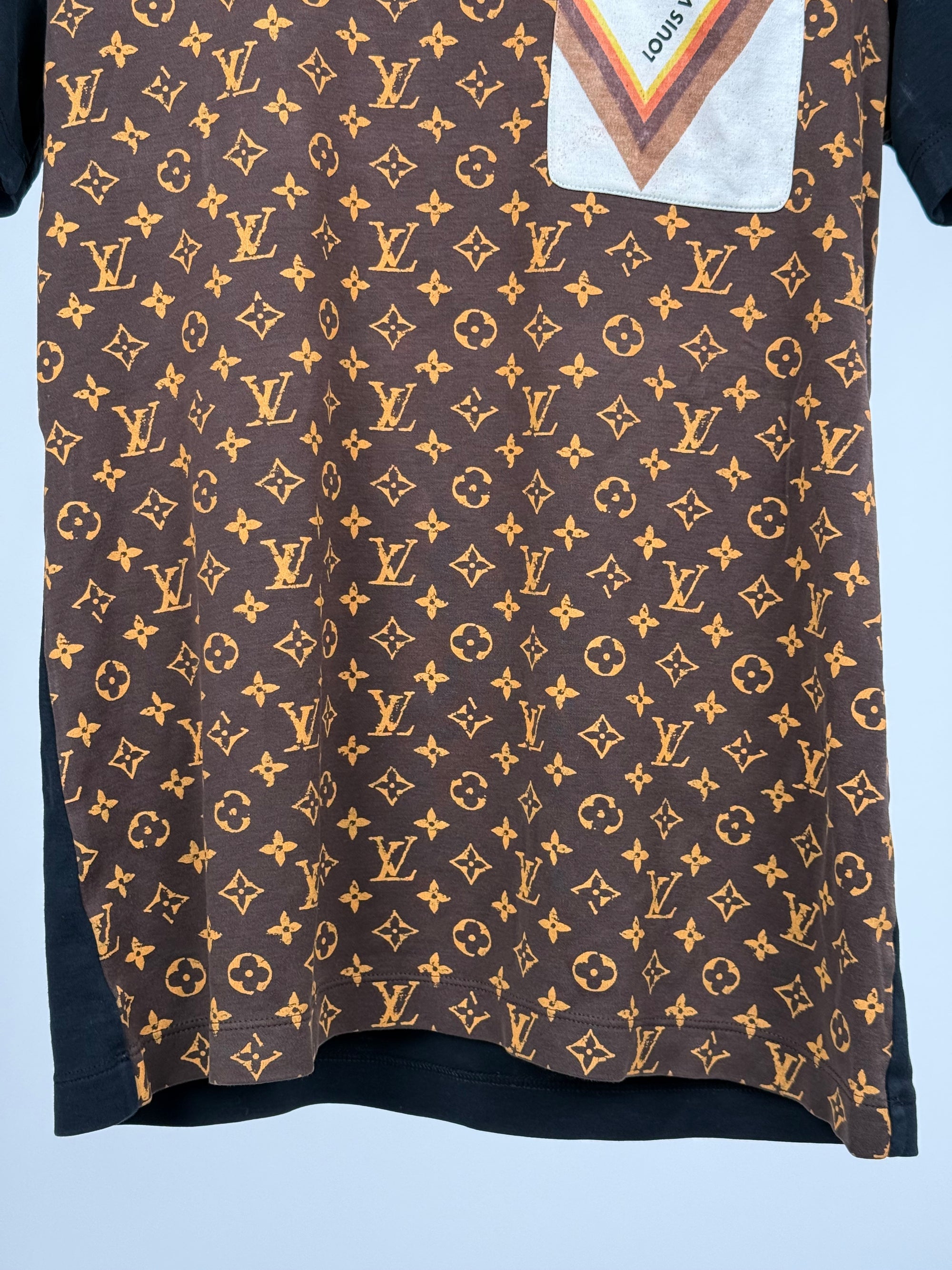 T shirt Louis Vuitton femminile Size L marrone e nera