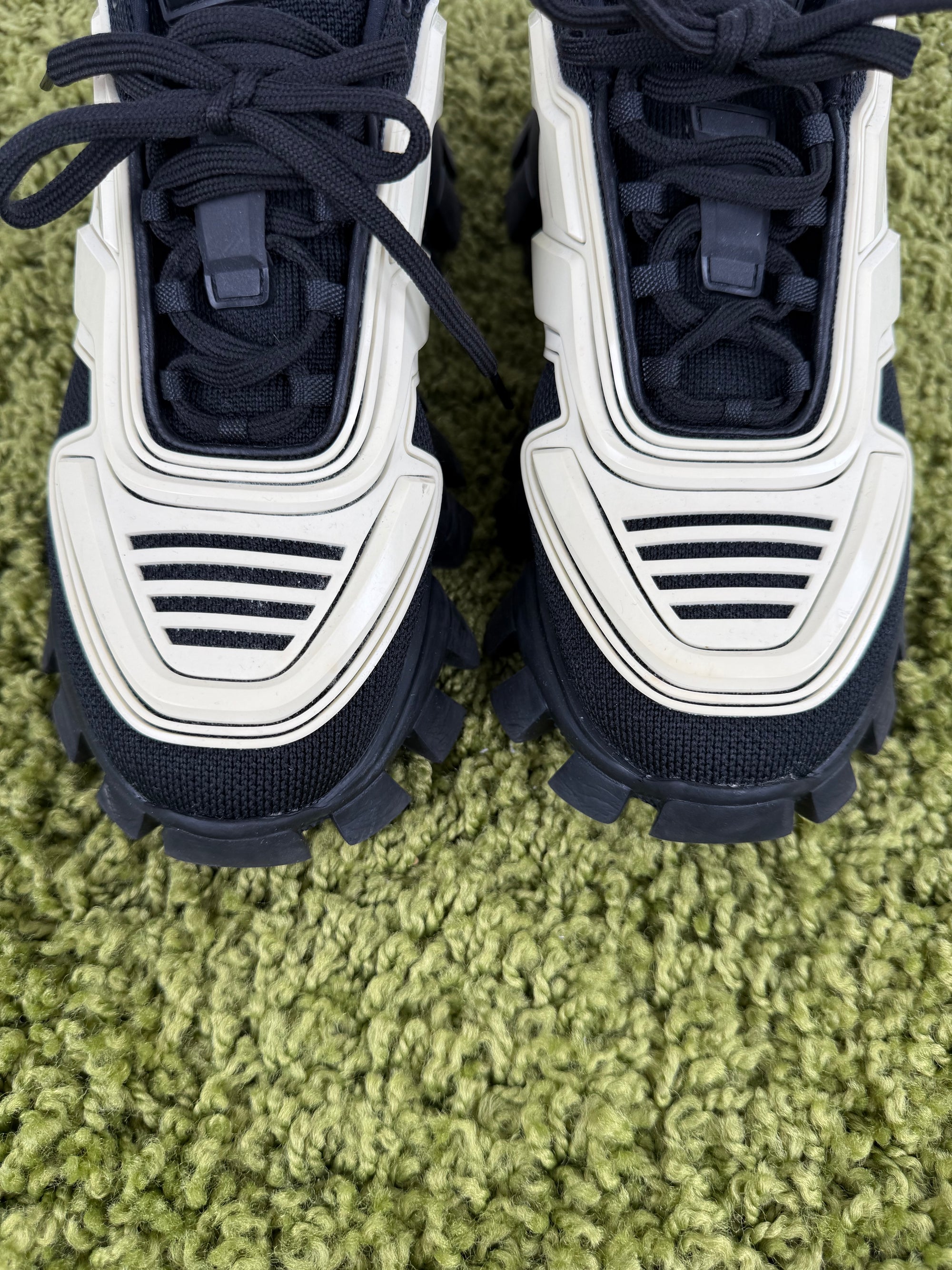 Prada Cloudbust Thunder gialla 6