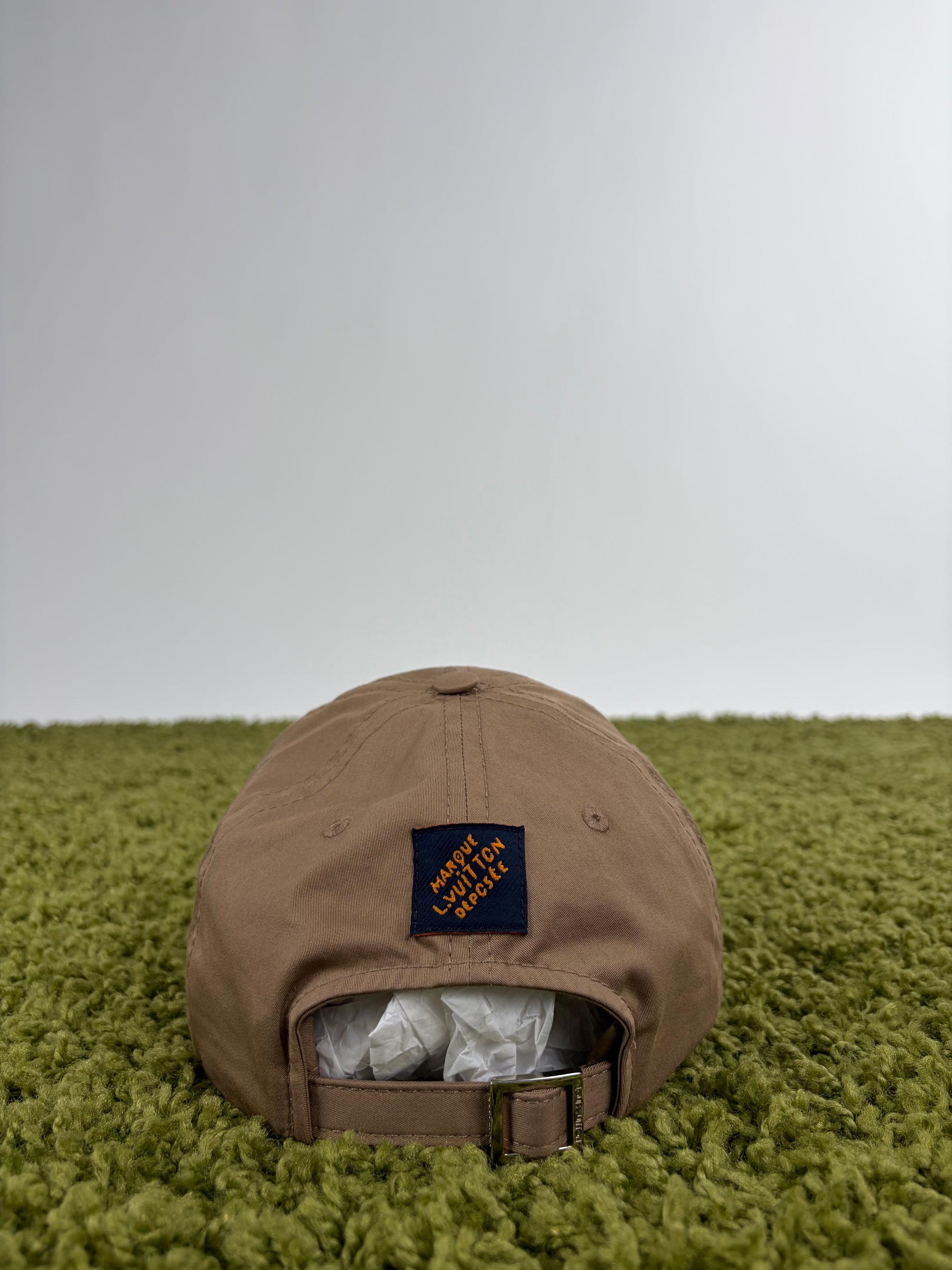 Cappello Louis Vuitton SOO Family month gift guide