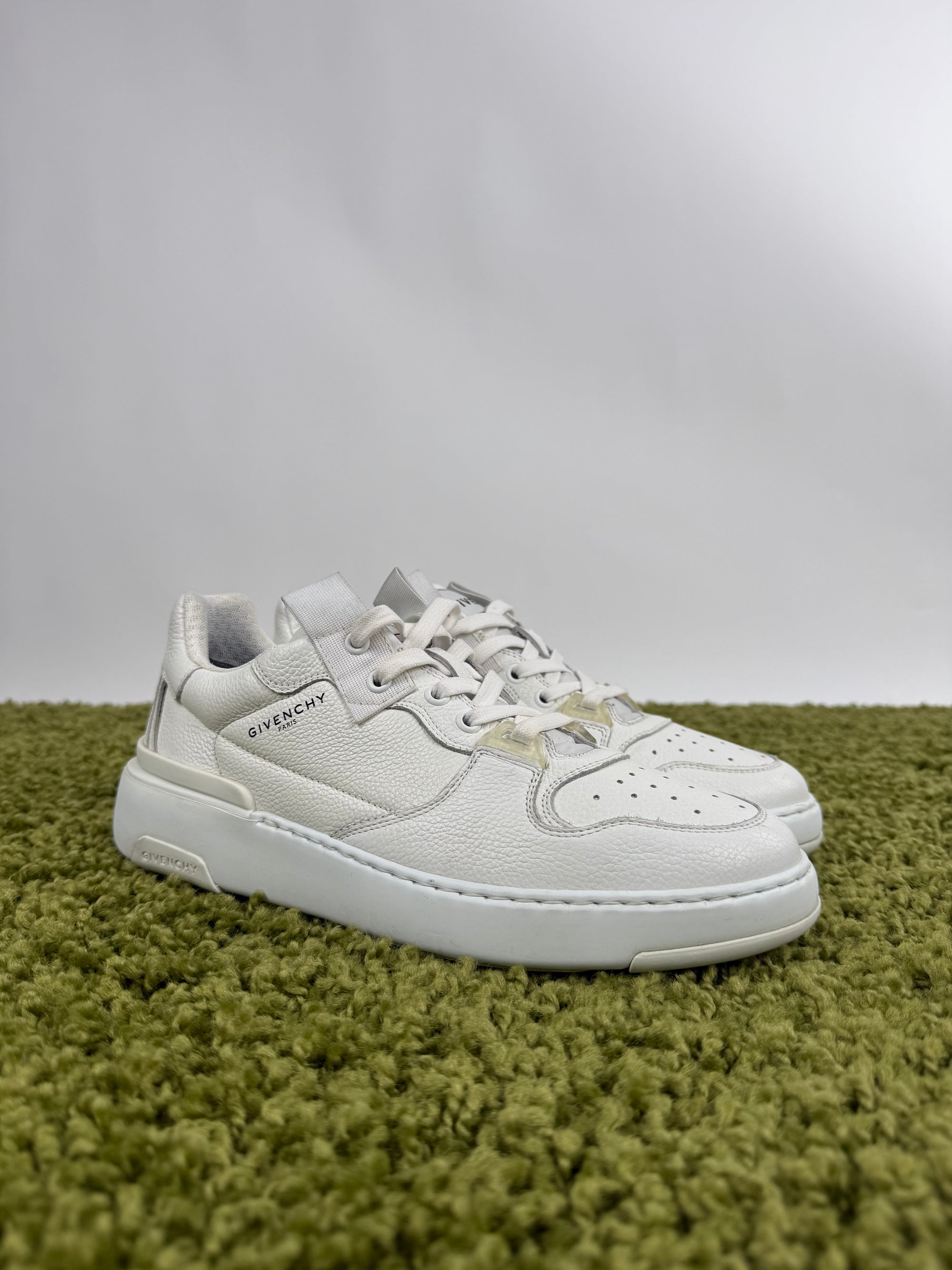 Givenchy Wing low sneaker 40