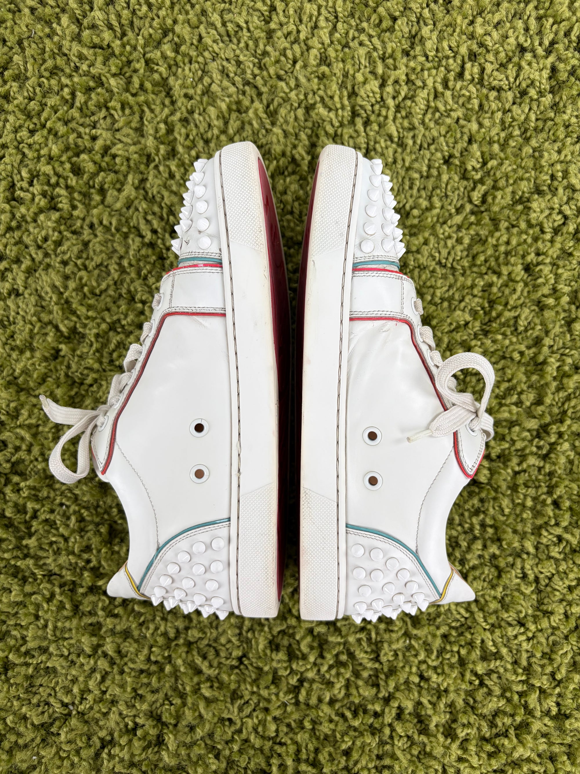 Louboutin basse Size 38 bianche