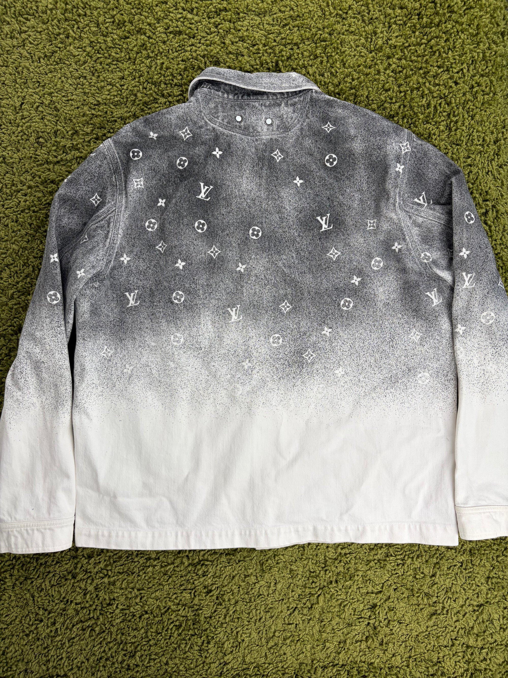 Giacca Louis vuitton Gradient Snowfall Size XL bianca e grigia