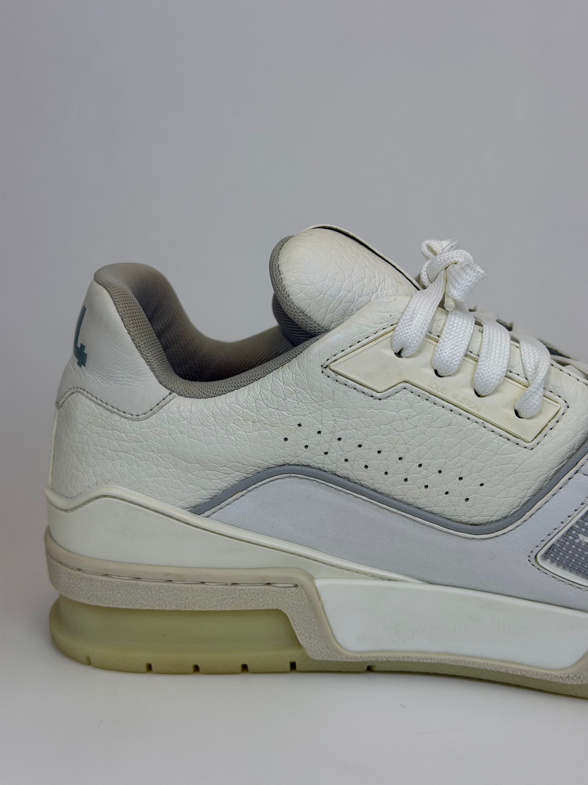 Louis Vuitton trainer 42.5