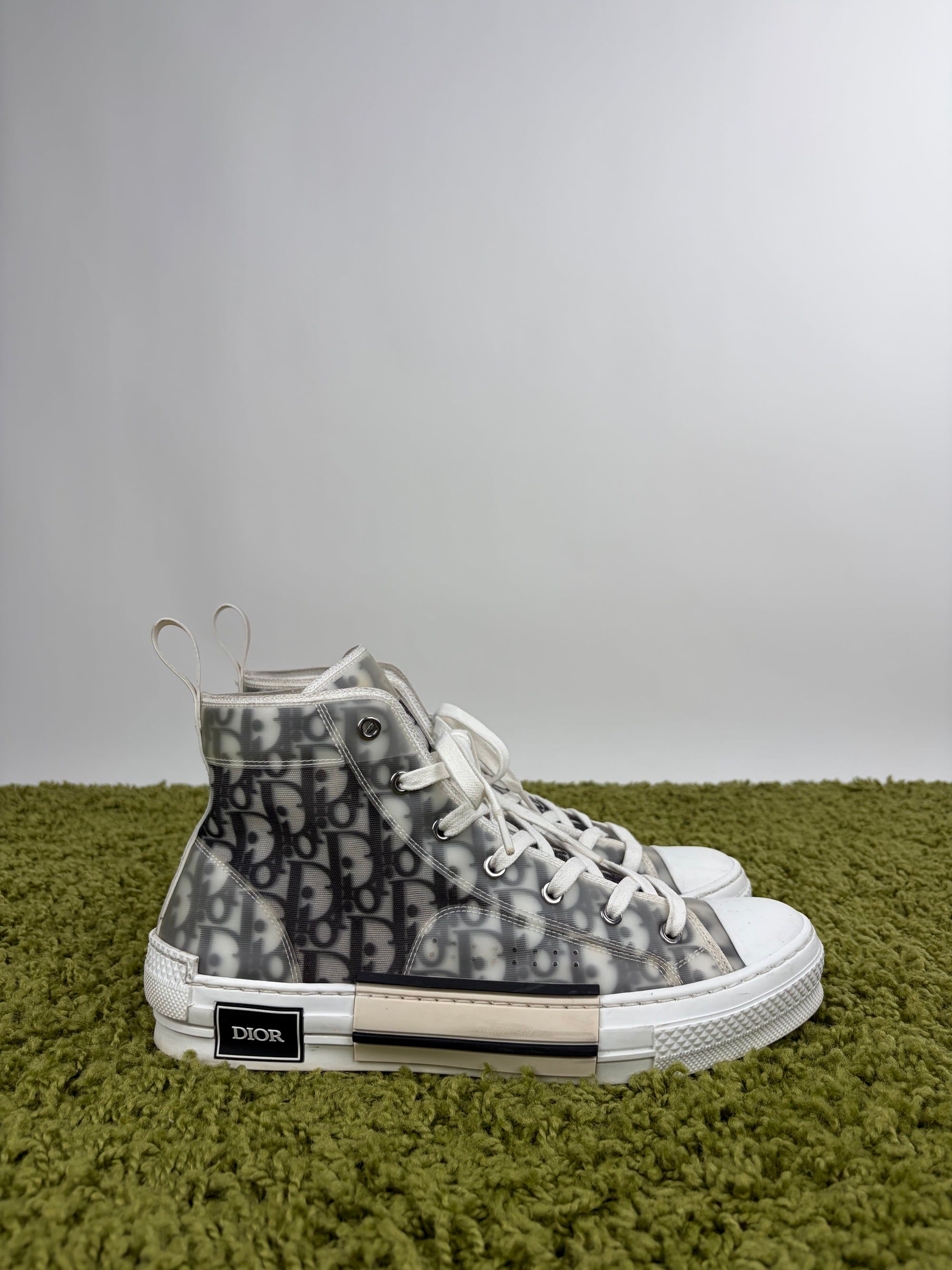 Dior B23 Size 43 grigie e bianche