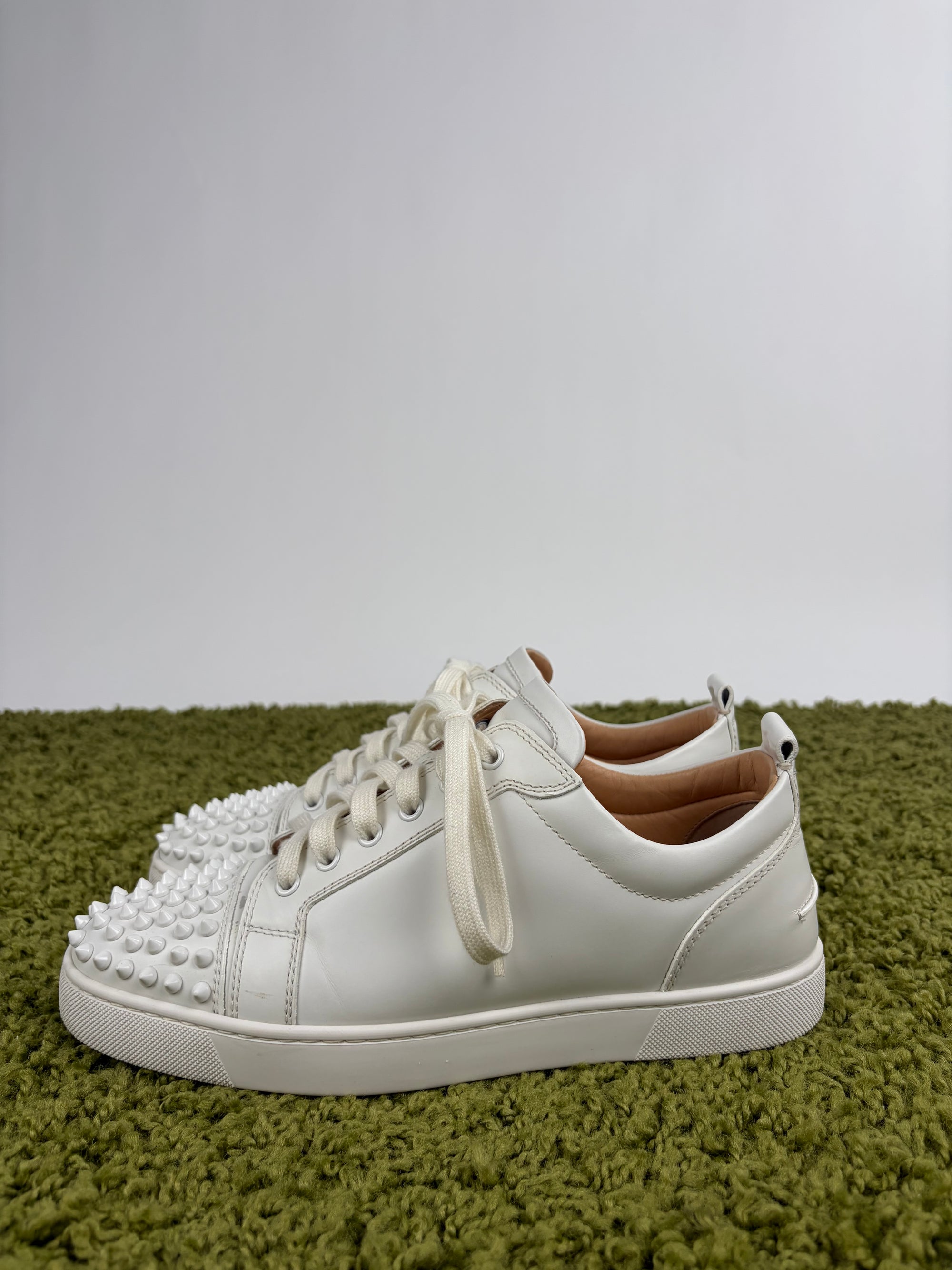 Louboutin basse Size 42 bianche