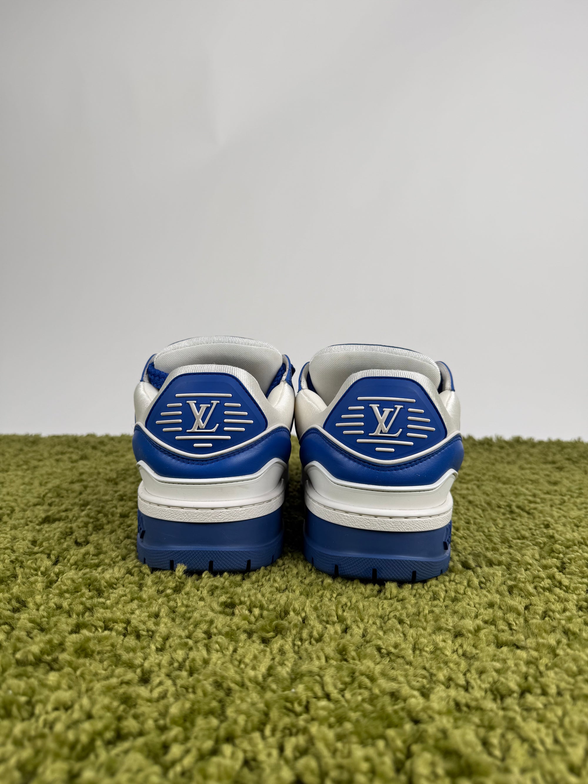 Louis Vuitton Trainer Maxi 43 veste 44,5