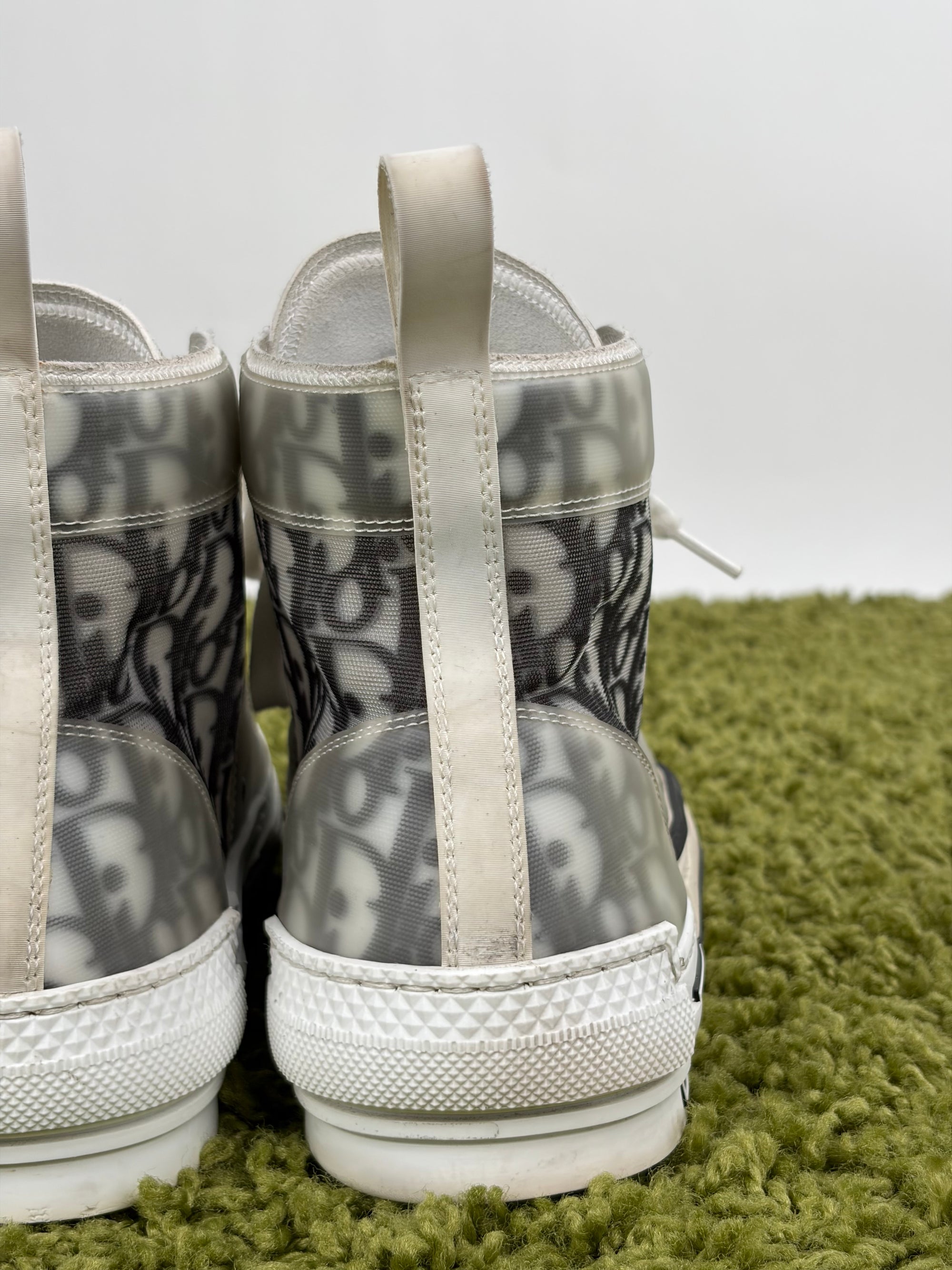 Dior B23 Size 43 grigie e bianche