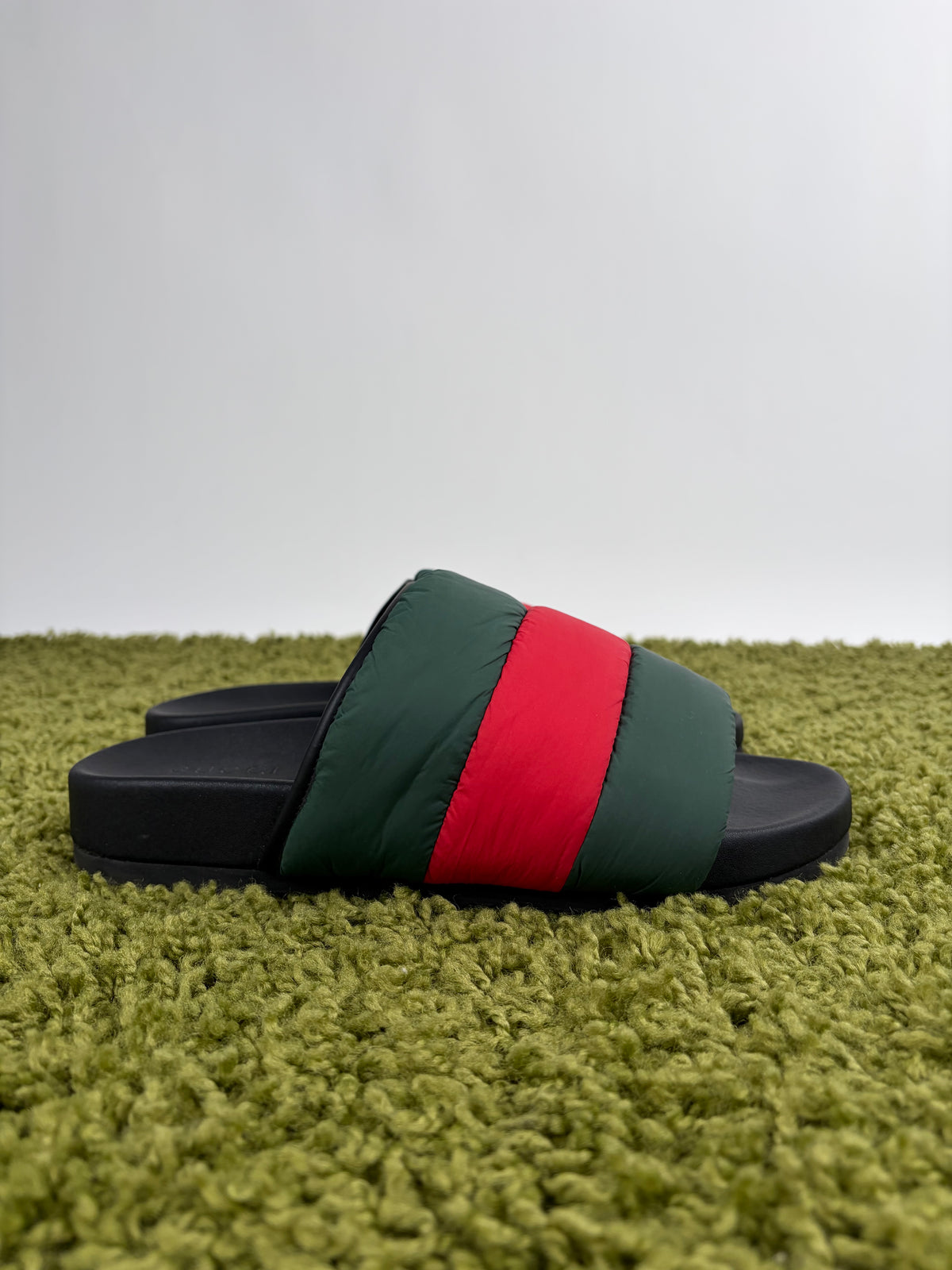 Sandali Slide Imbottiti Gucci  Neri 9