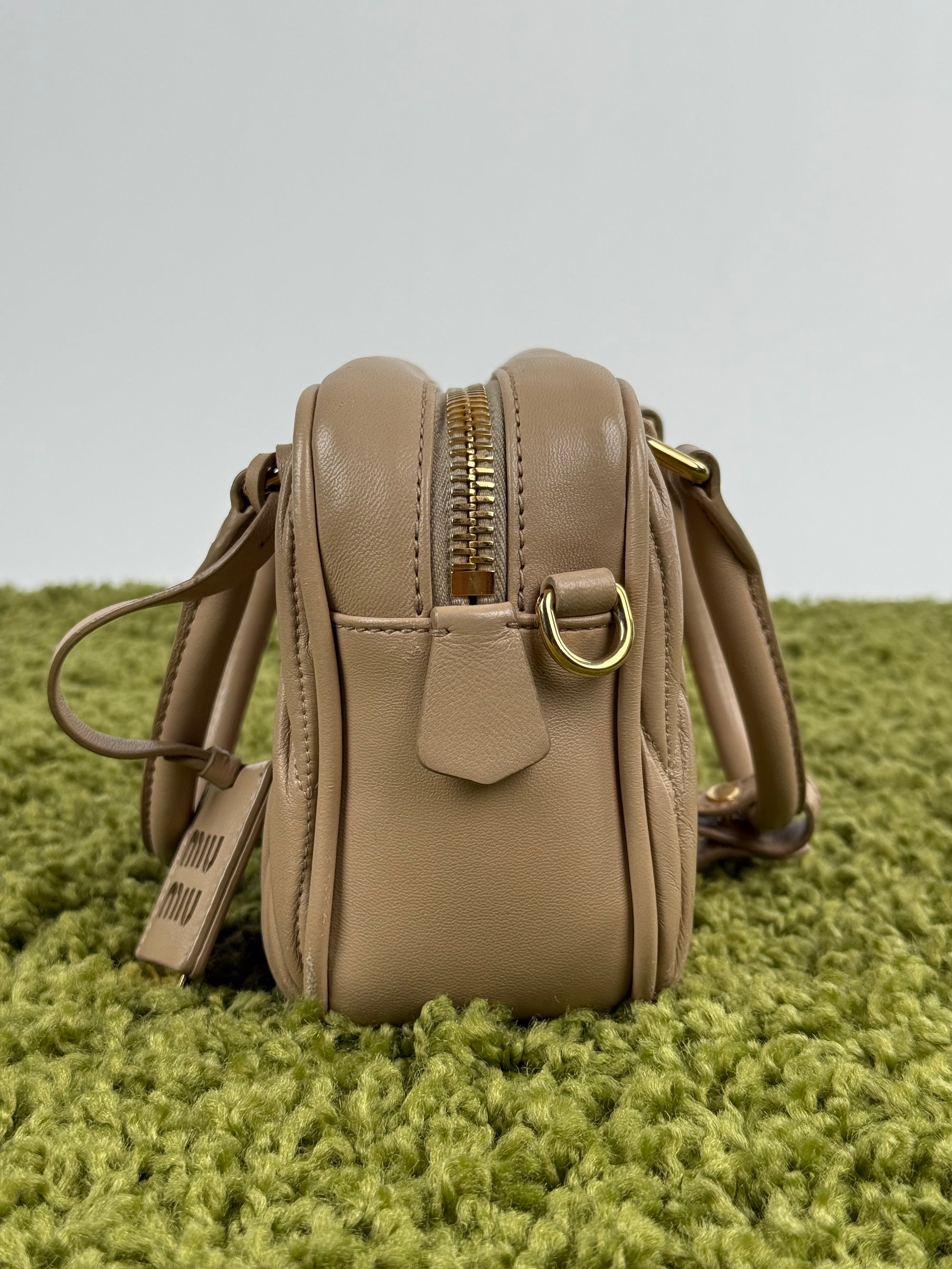 Borsa Arcadie Nappa Miu Miu Beige
