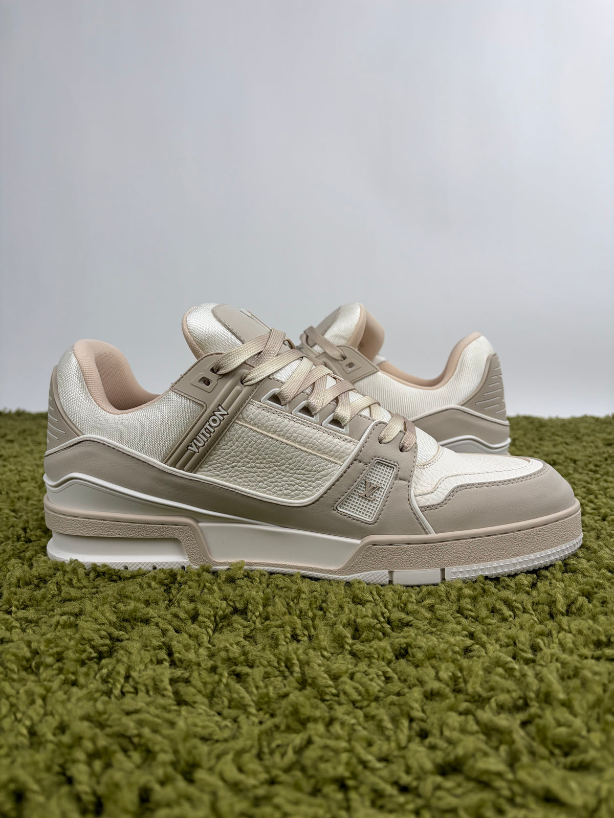 Louis Vuitton Trainer Beige 10