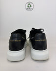 Alexander McQueen  40