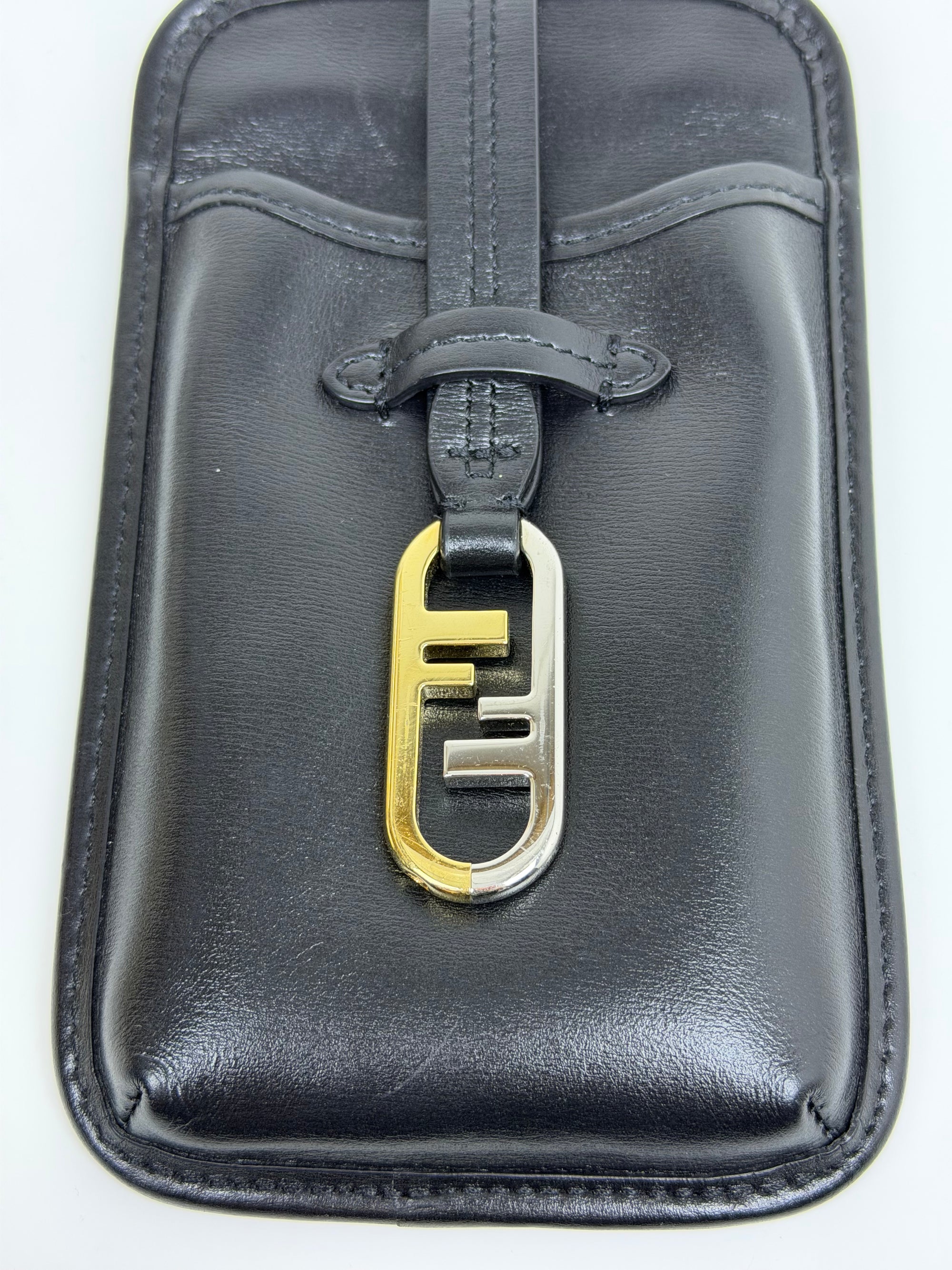 Porta telefono Fendi con porta tessere e porta monete incorporato nero