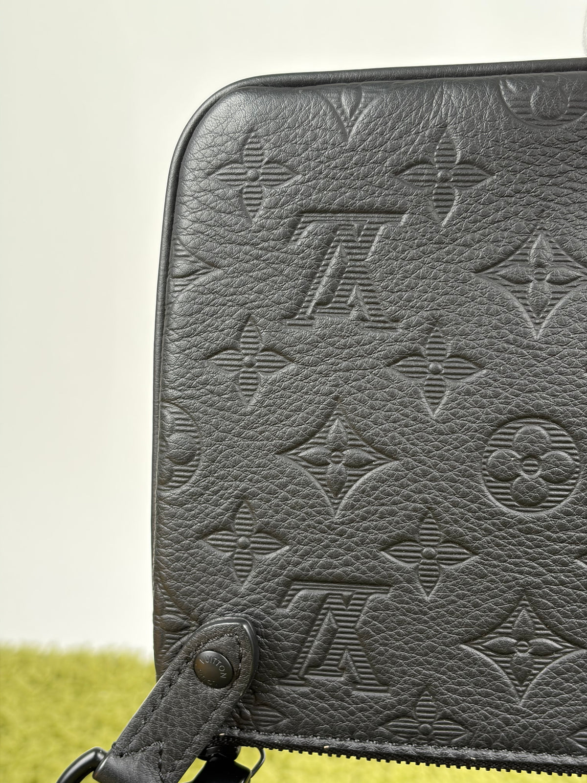Borsa Louis Vuitton Messenger Trio Nera
