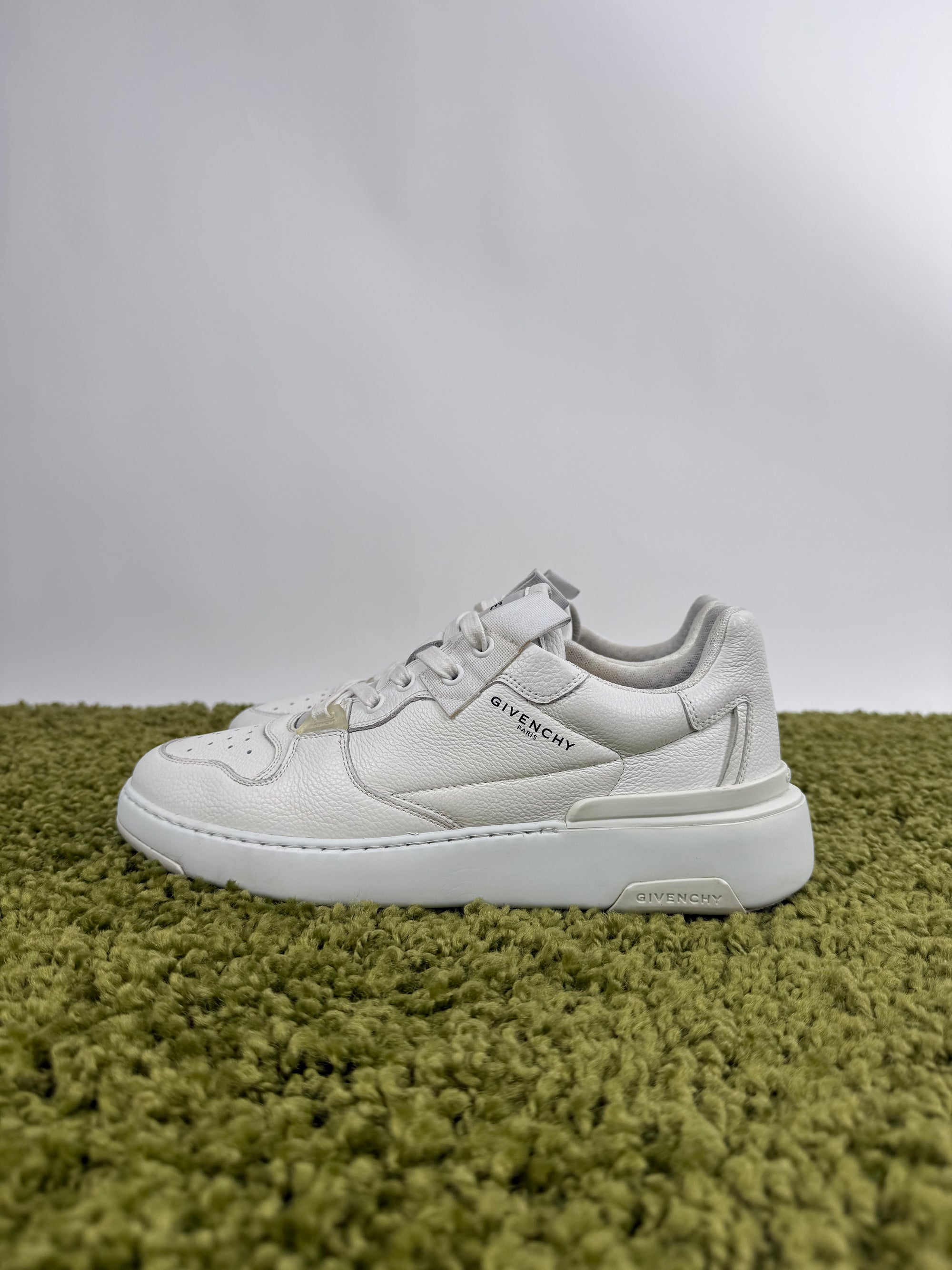 Givenchy Wing low sneaker 40