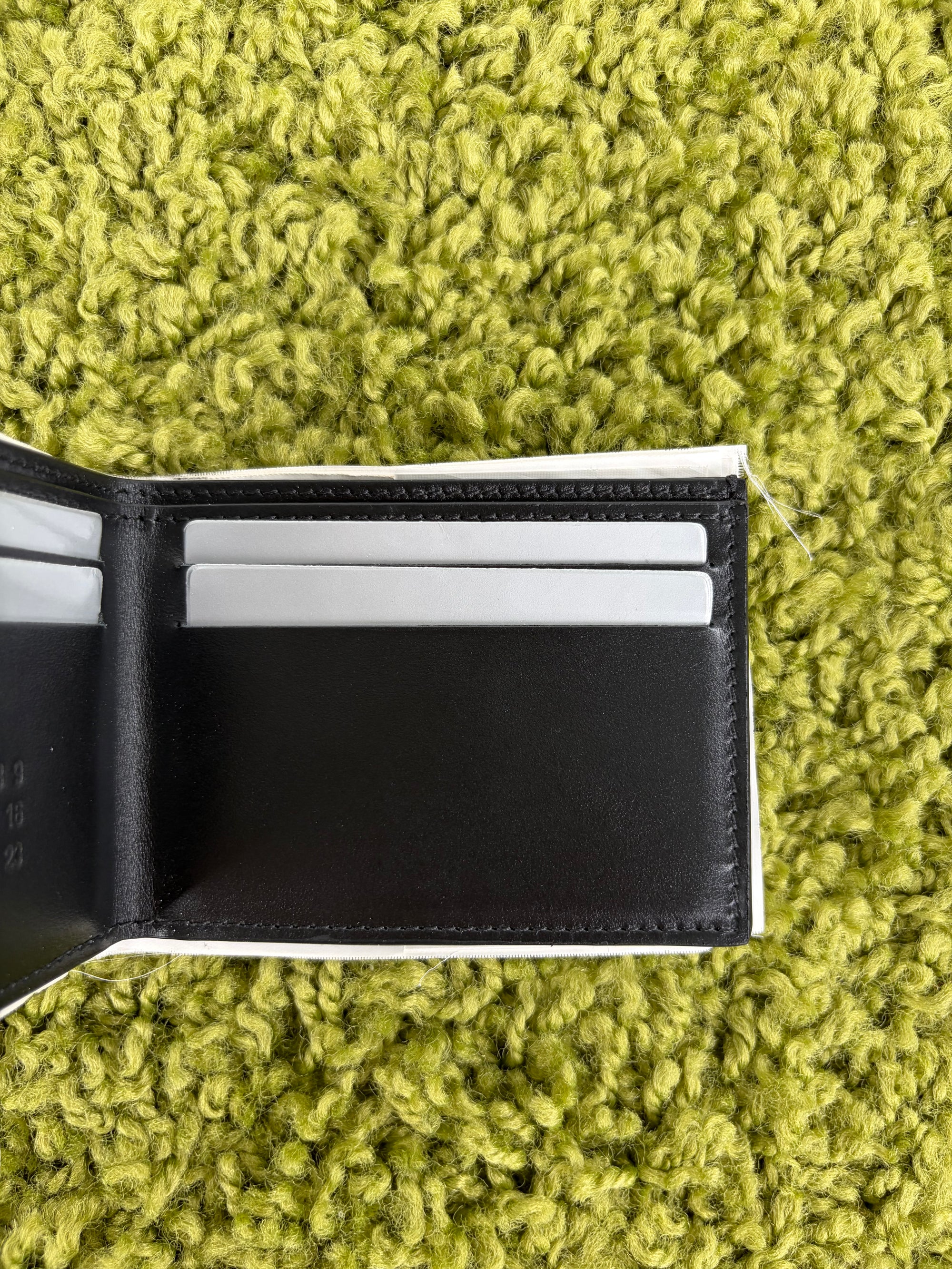 Portafoglio Supreme MM6 X Maison Margiela nero e bianco