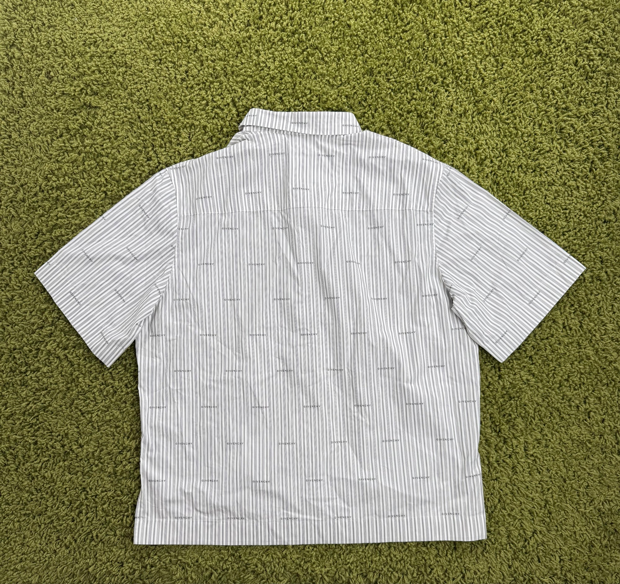 Completo Givenchy Camicia S Pantaloncino L