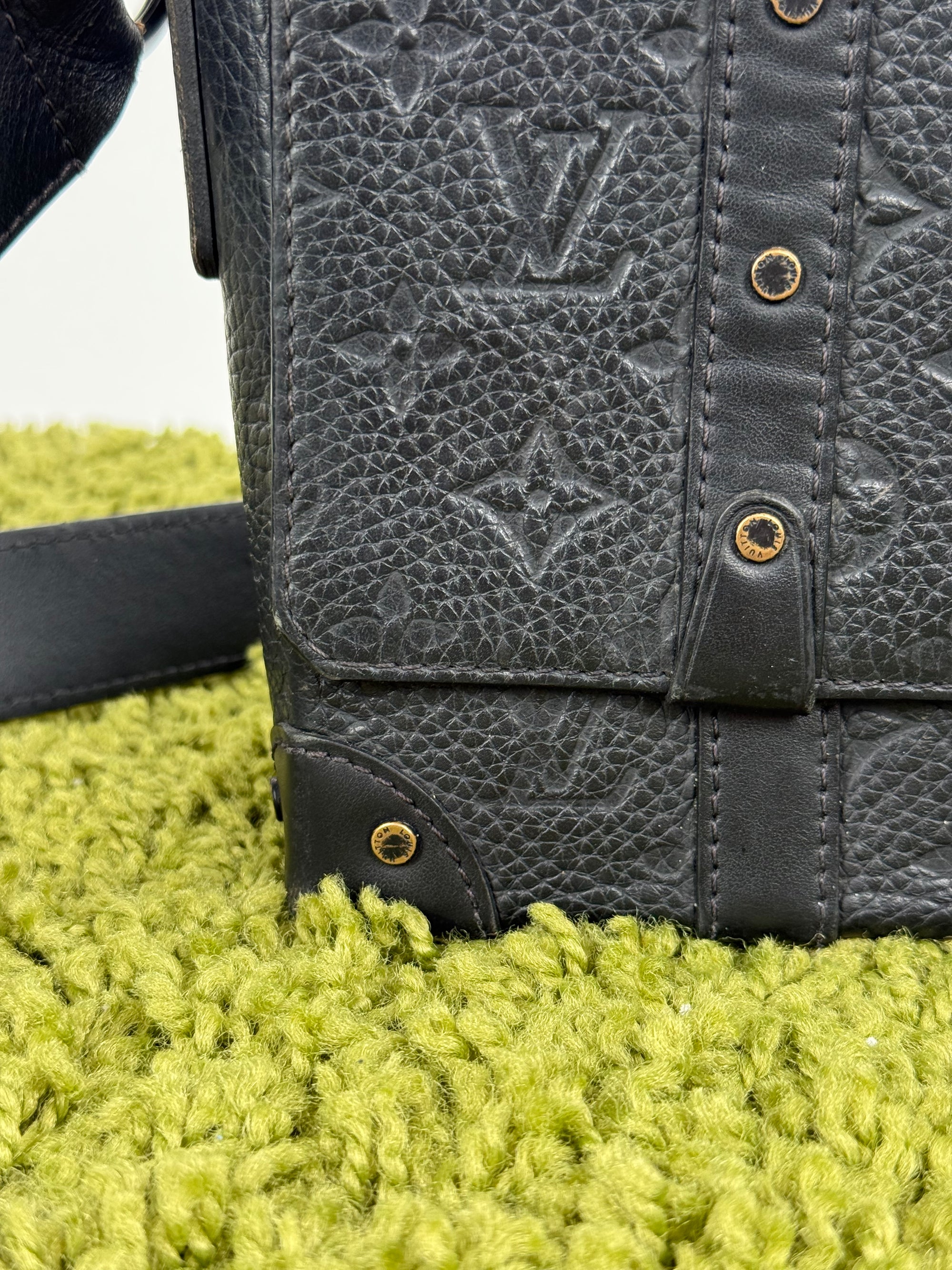 Borsa a tracolla Monogram Taurillon Soft Trunk Messenger Louis Vuitton