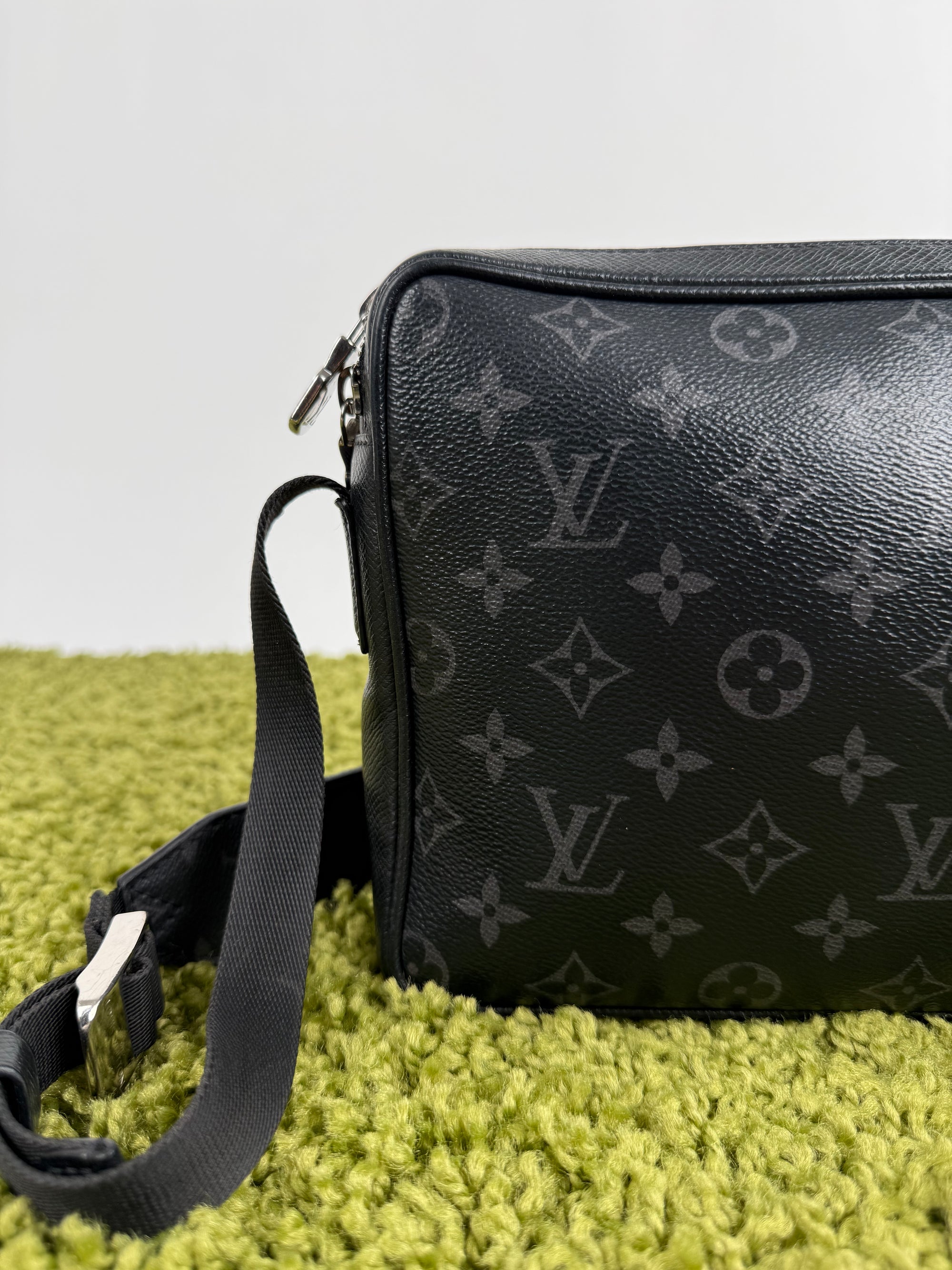 Borsello Louis Vuitton In pelle Nero