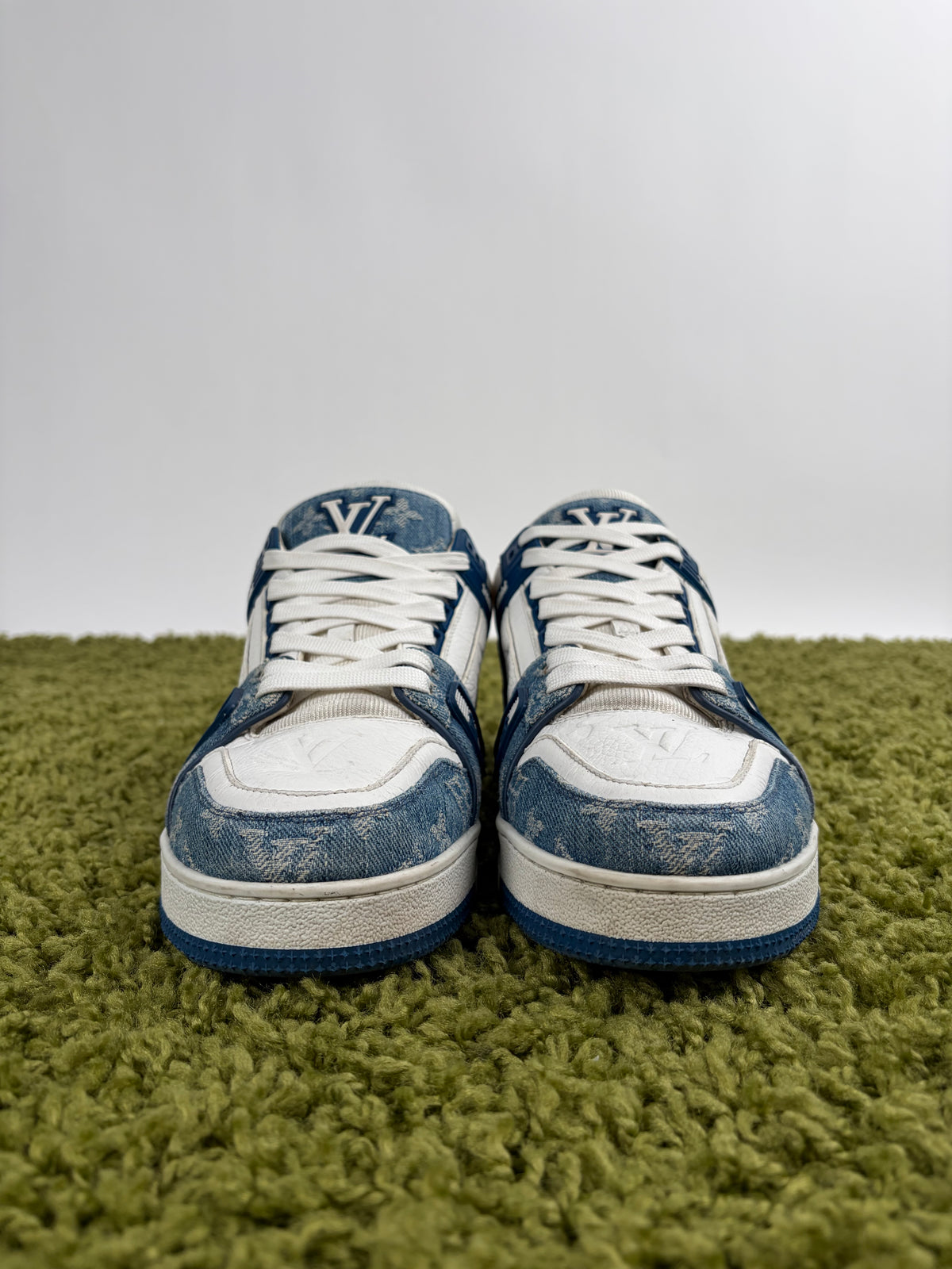 Louis Vuitton Trainer In Denim Blu 7.5