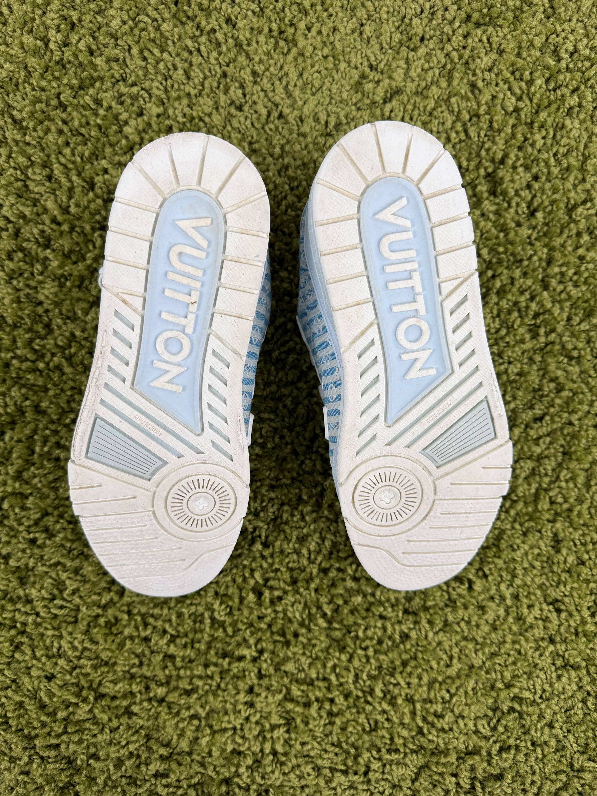 Louis Vuitton Trainer x Mykonos 42 veste 43