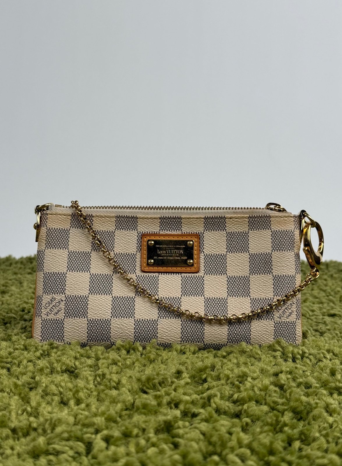 Pochette Milla MM Louis Vuitton Bianca - Second Hand Di Fiore
