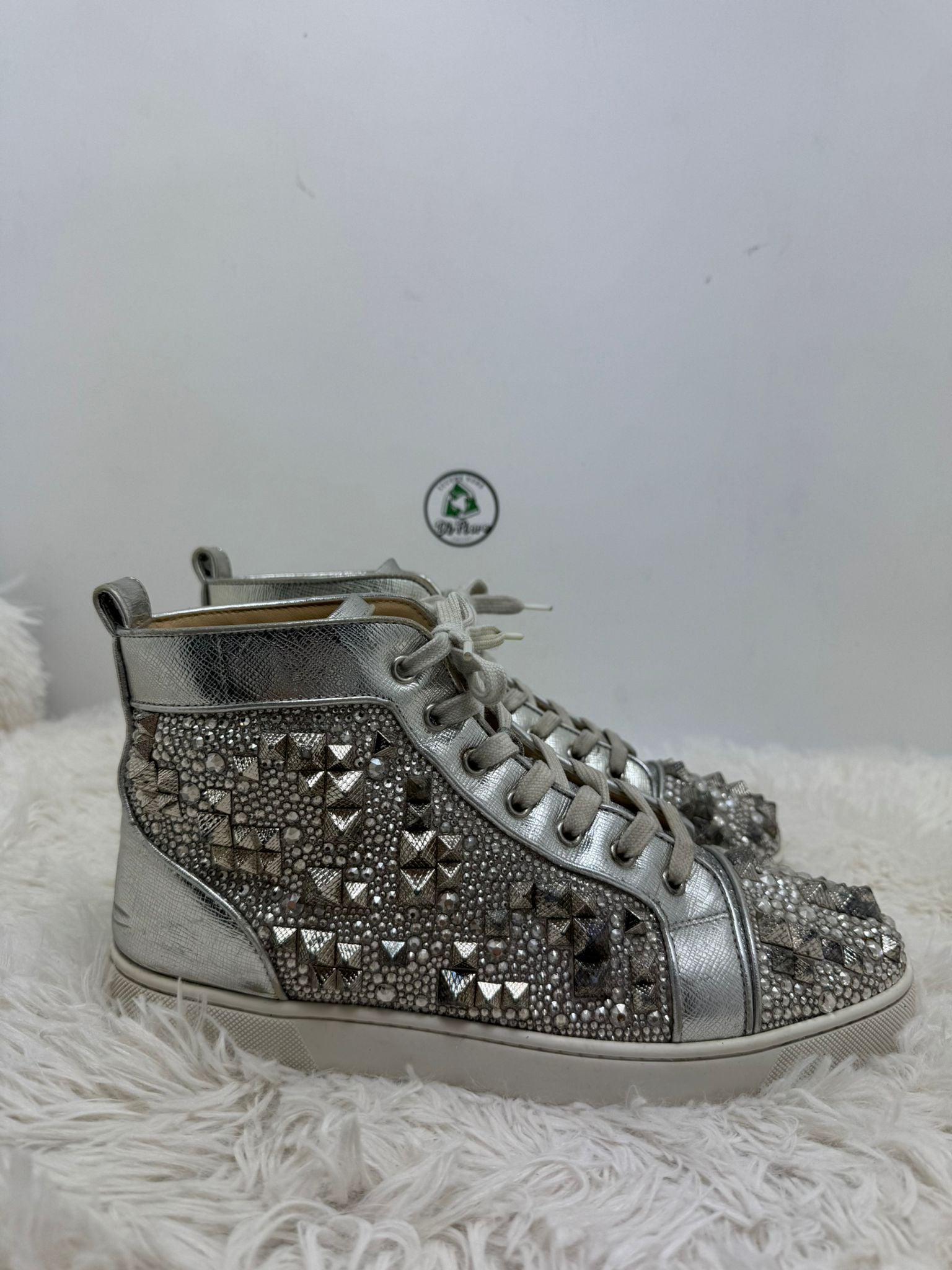 Louboutin 42