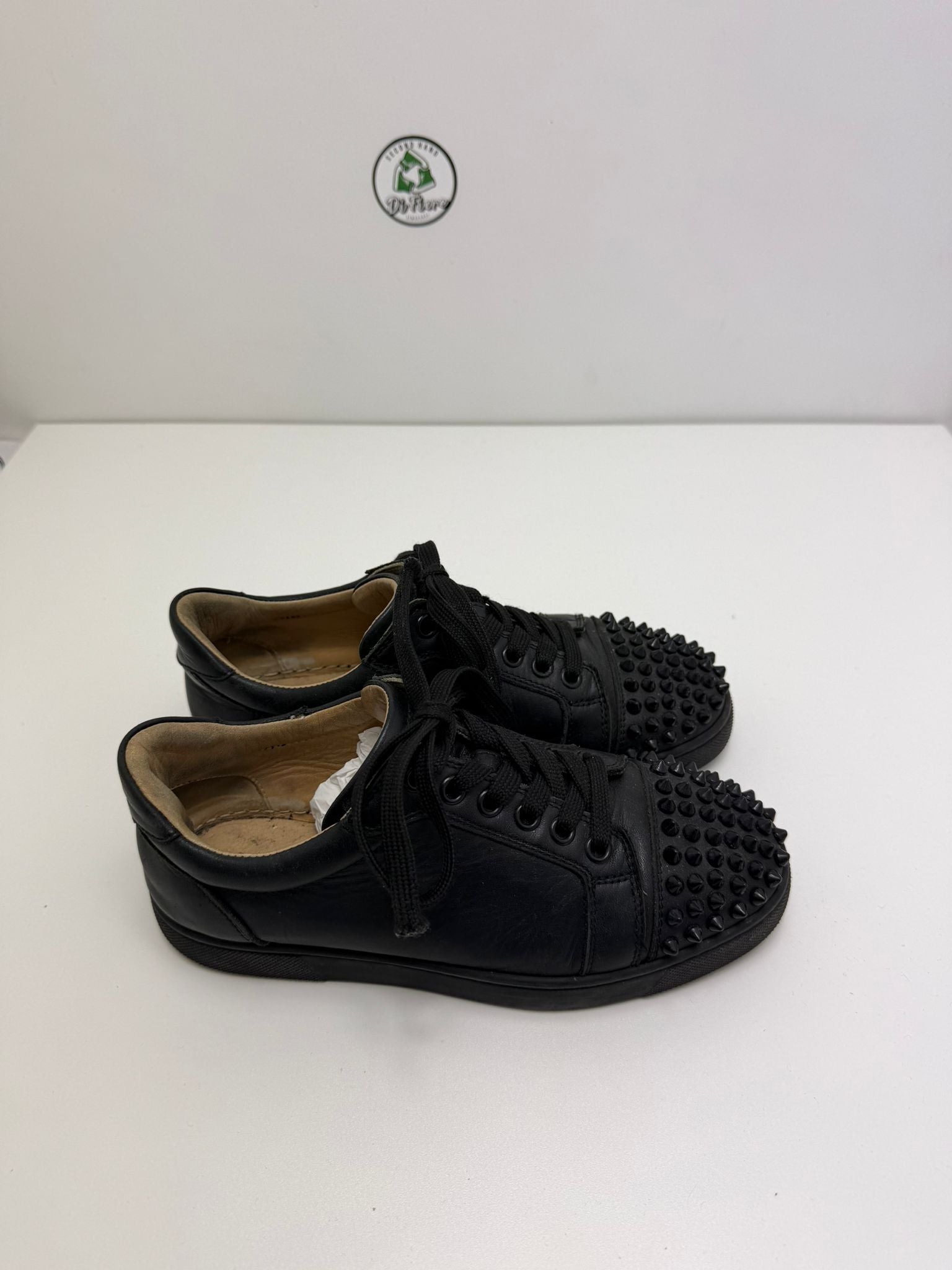 Christian Louboutin 35 basse  nere