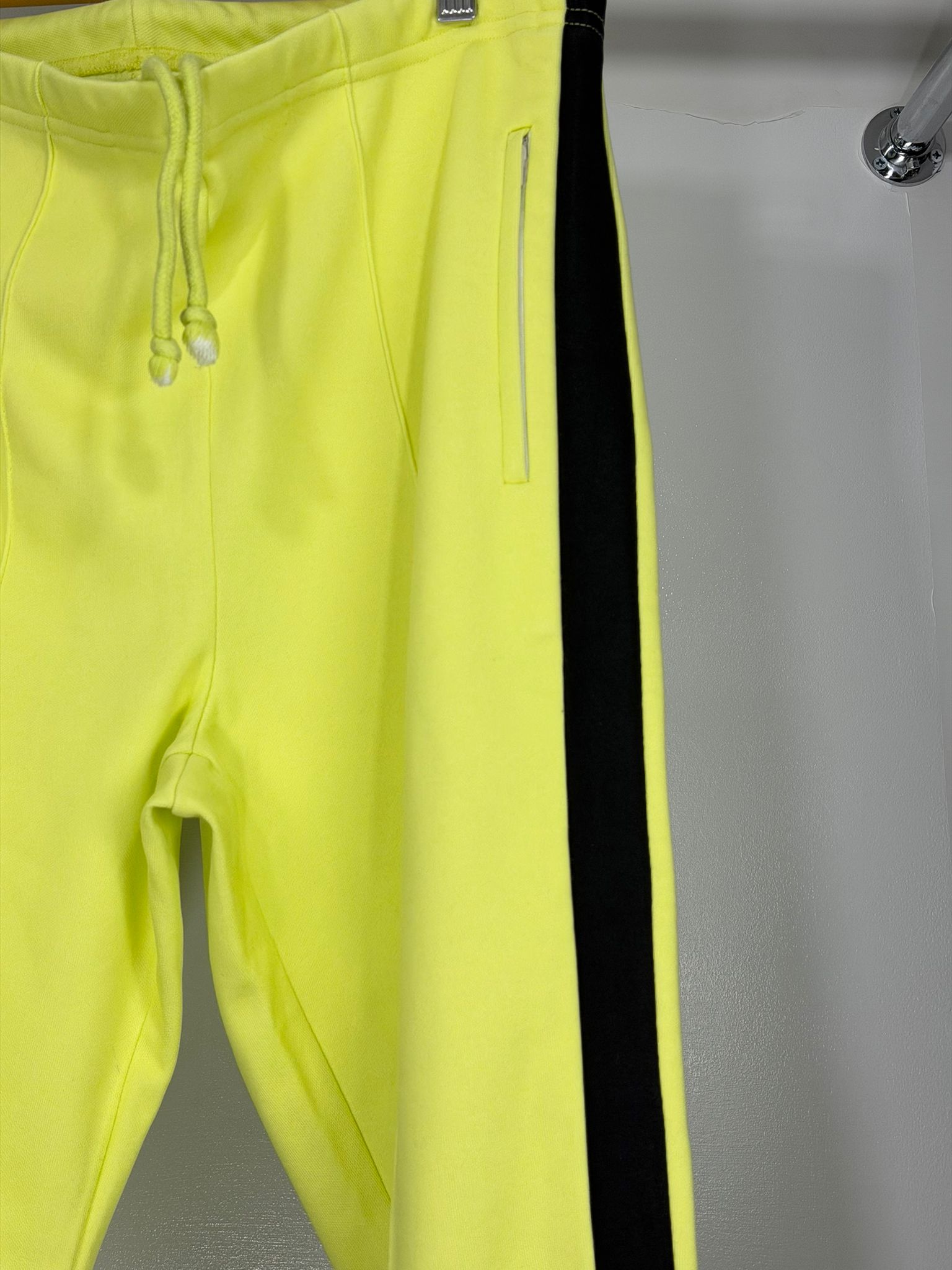 pantalone Margiela Size 48 giallo fluo e nero