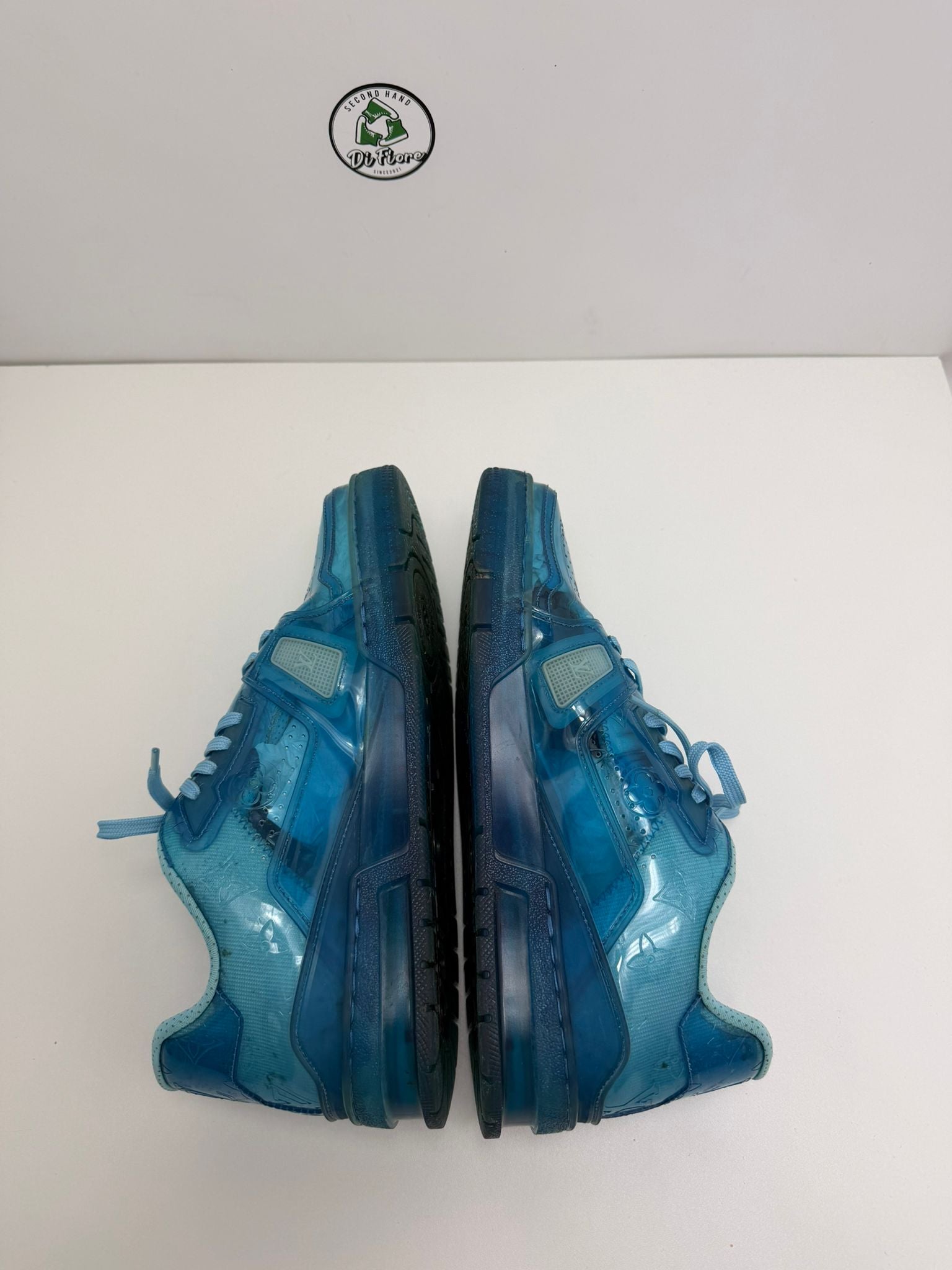 Louis Vuitton trainer Size 8=42 veste 43 azzurra