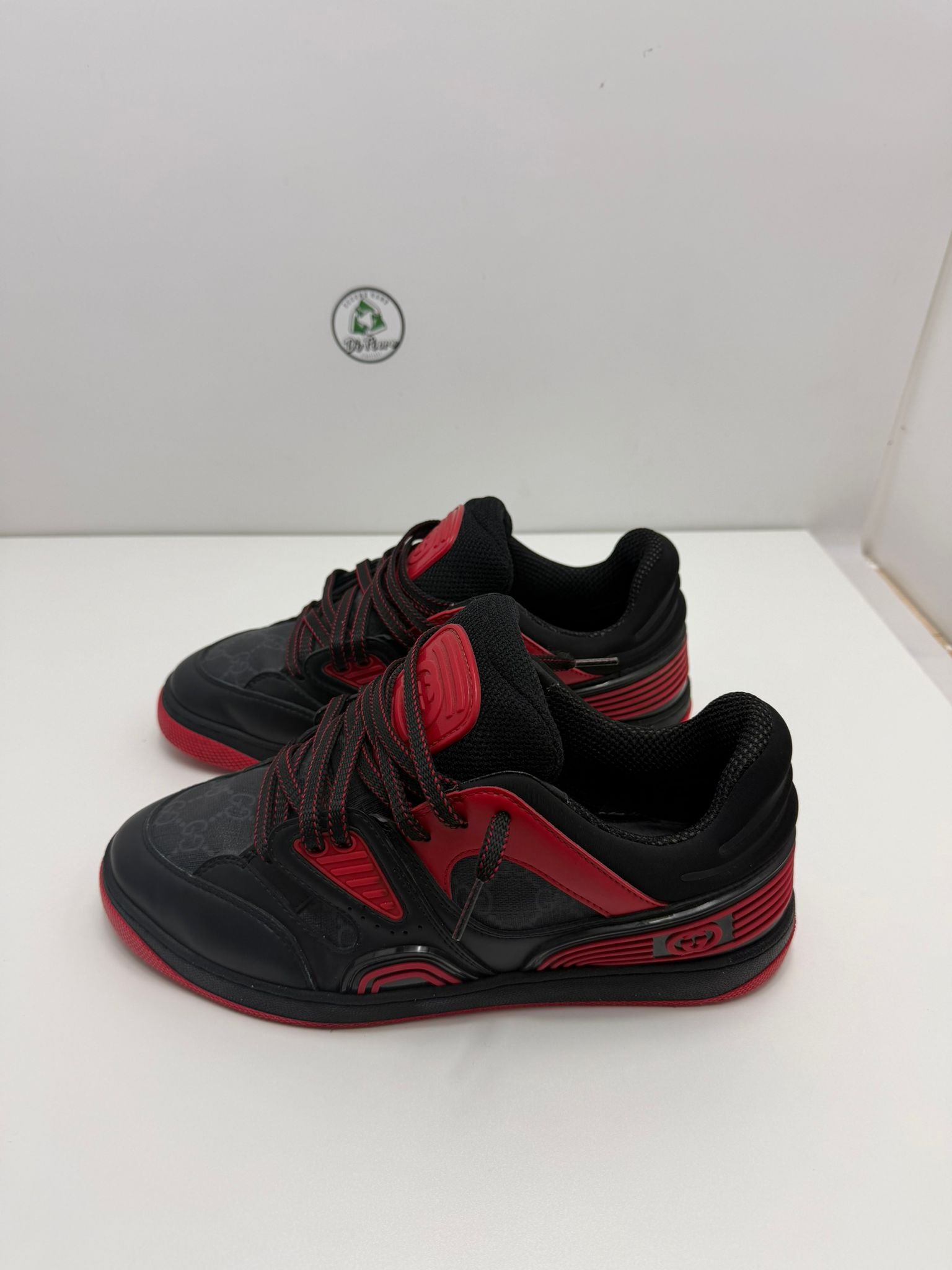 Gucci Basket Size 7=41 nero e rosso
