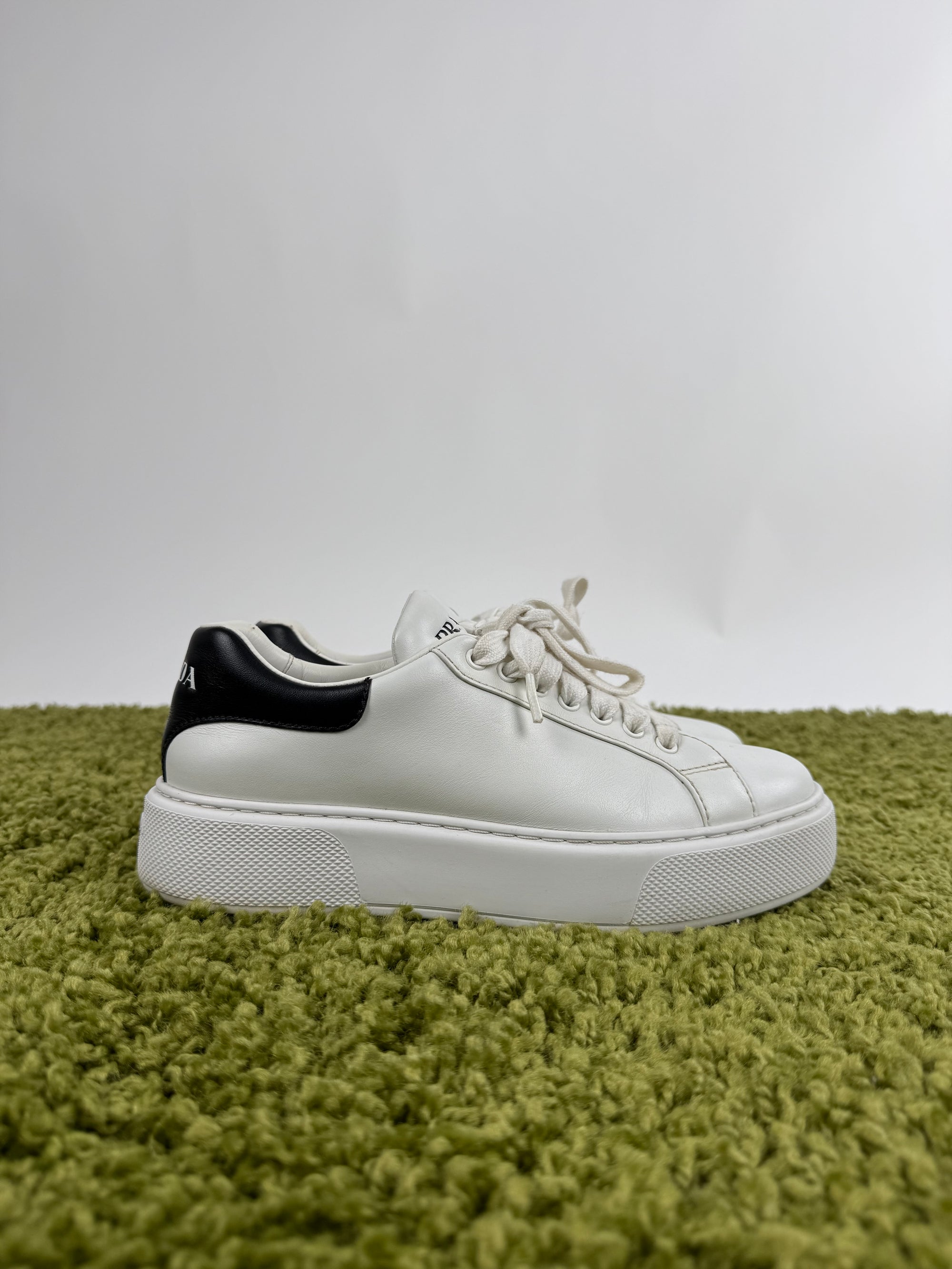 Prada Macro Sneaker 40