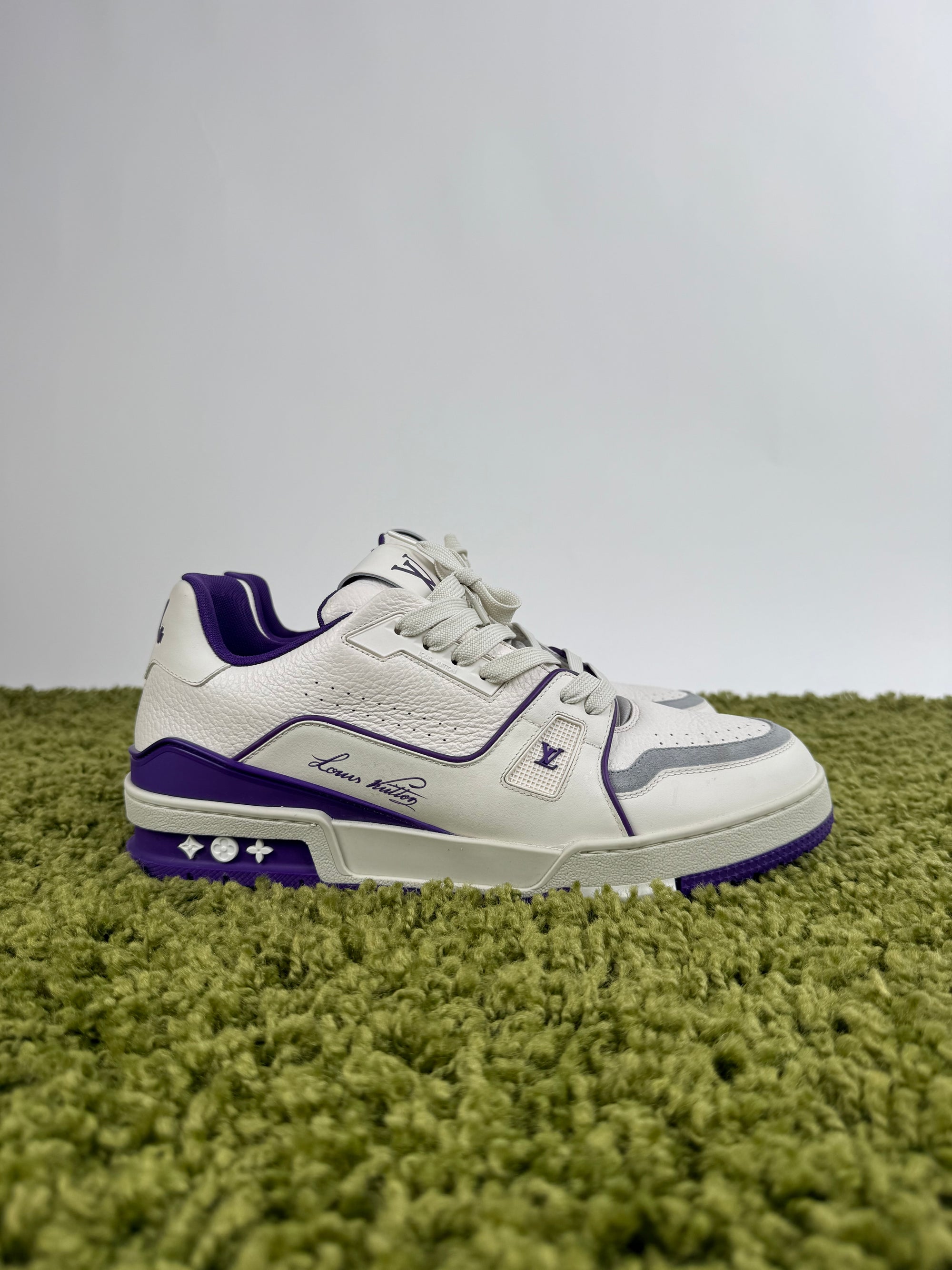 Louis Vuitton Trainer viola 8.5