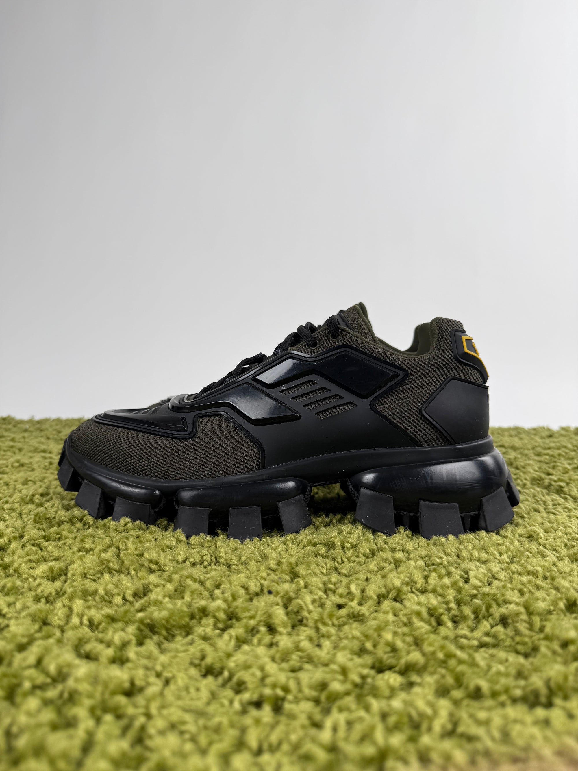 Prada Cloudbust Thunder verde militare 8