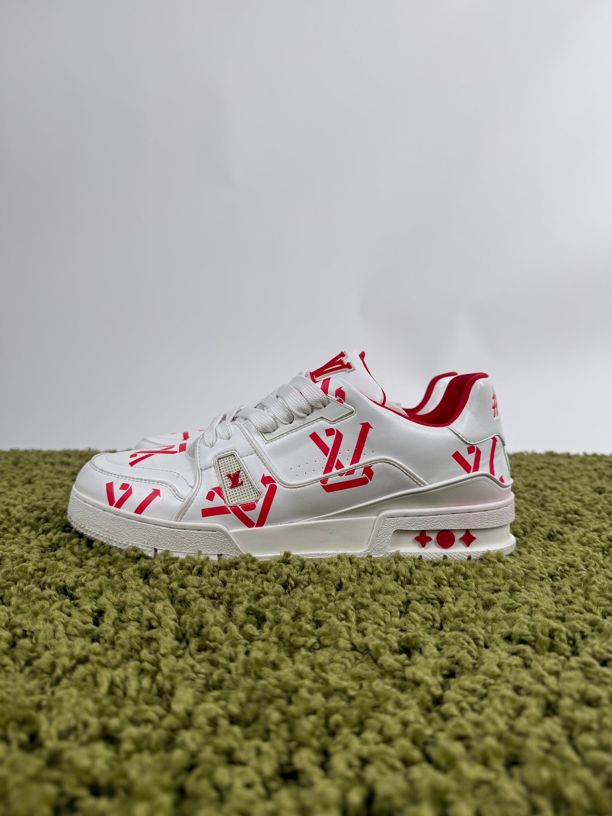 Louis Vuitton Trainer 43.5 veste 44.5