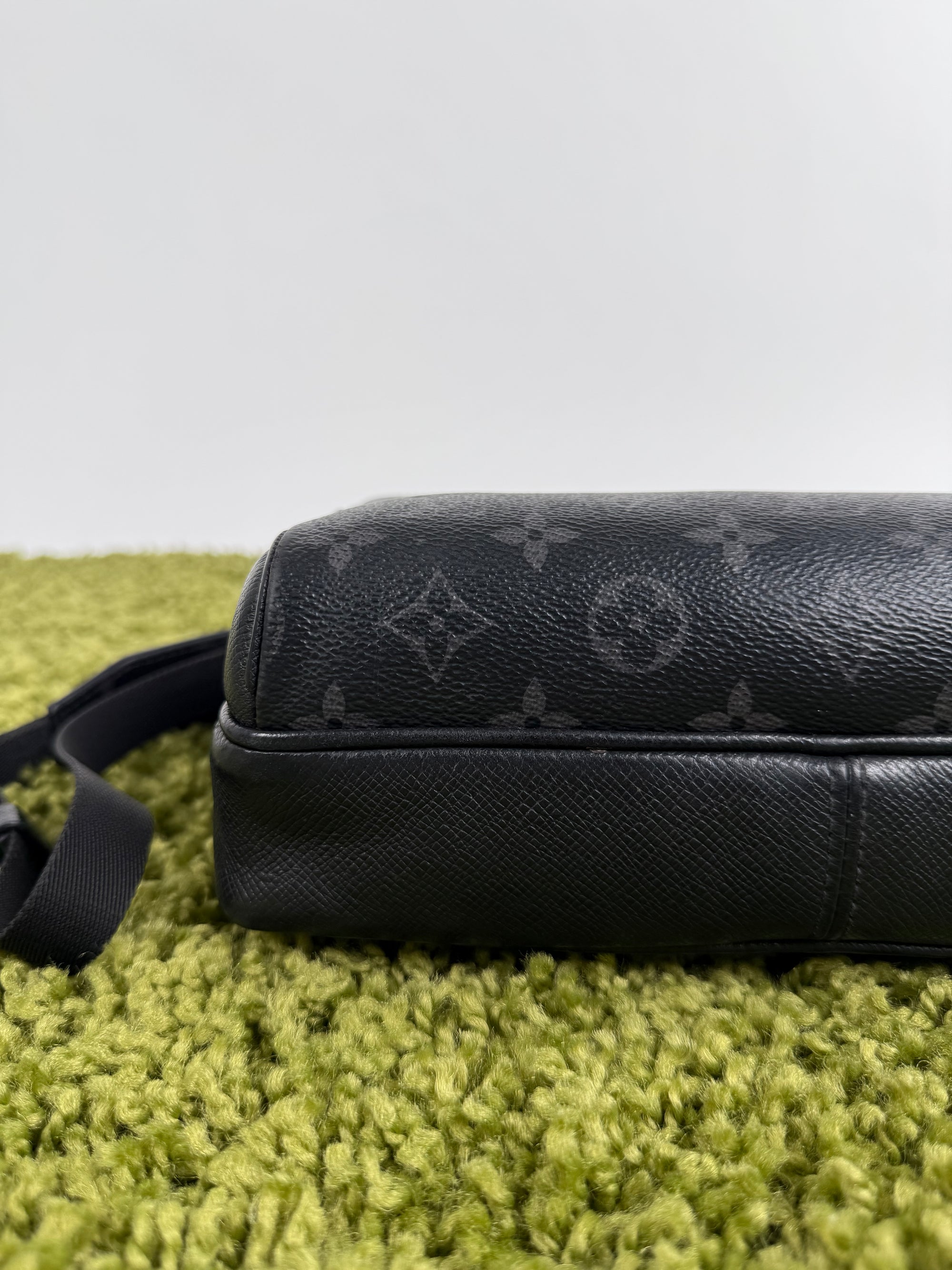 Borsello Louis Vuitton In pelle Nero