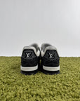 Louis Vuitton Trainer 42.5 veste 43.5