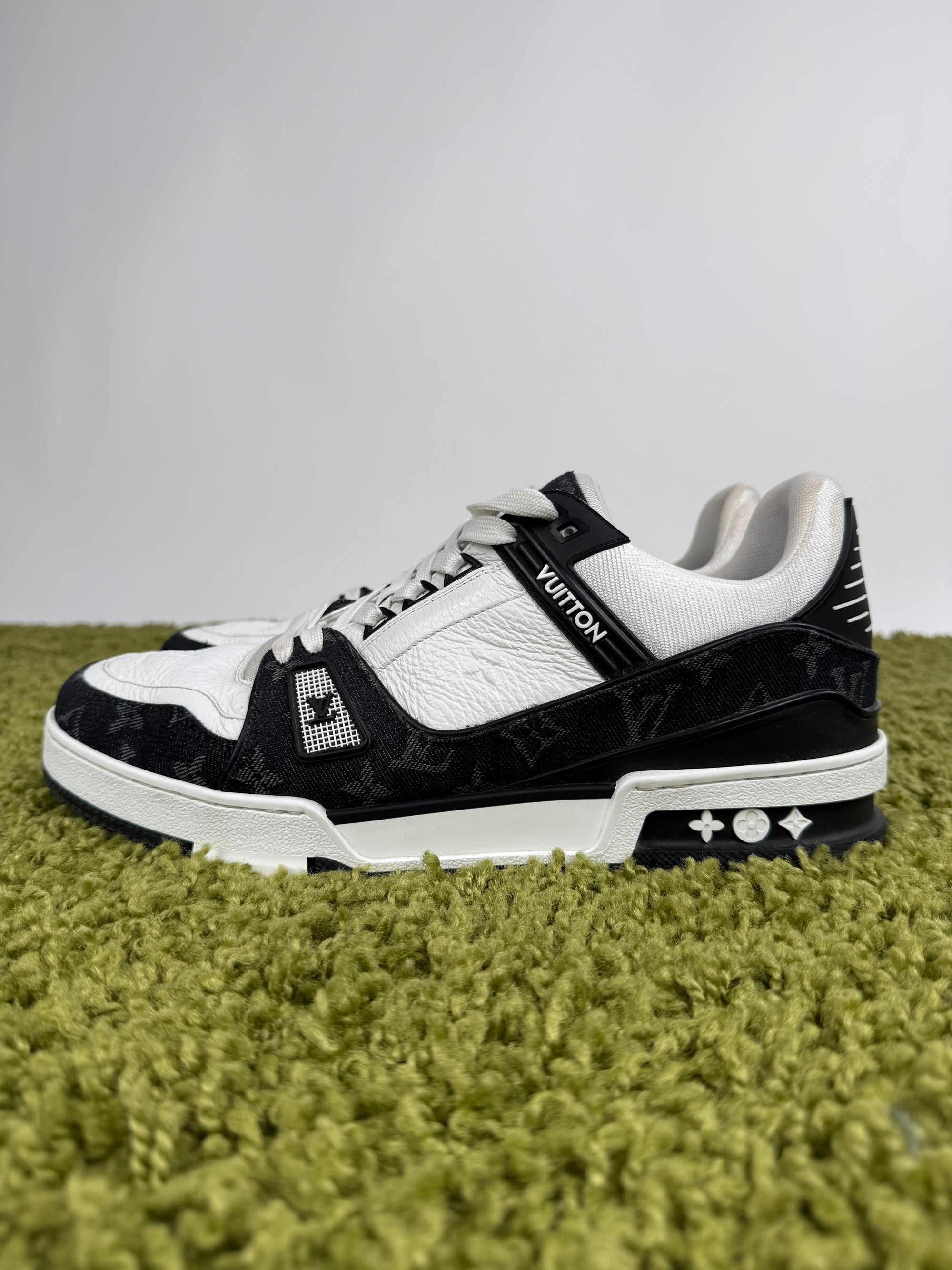 Louis Vuitton Trainer in Denim Nero 9