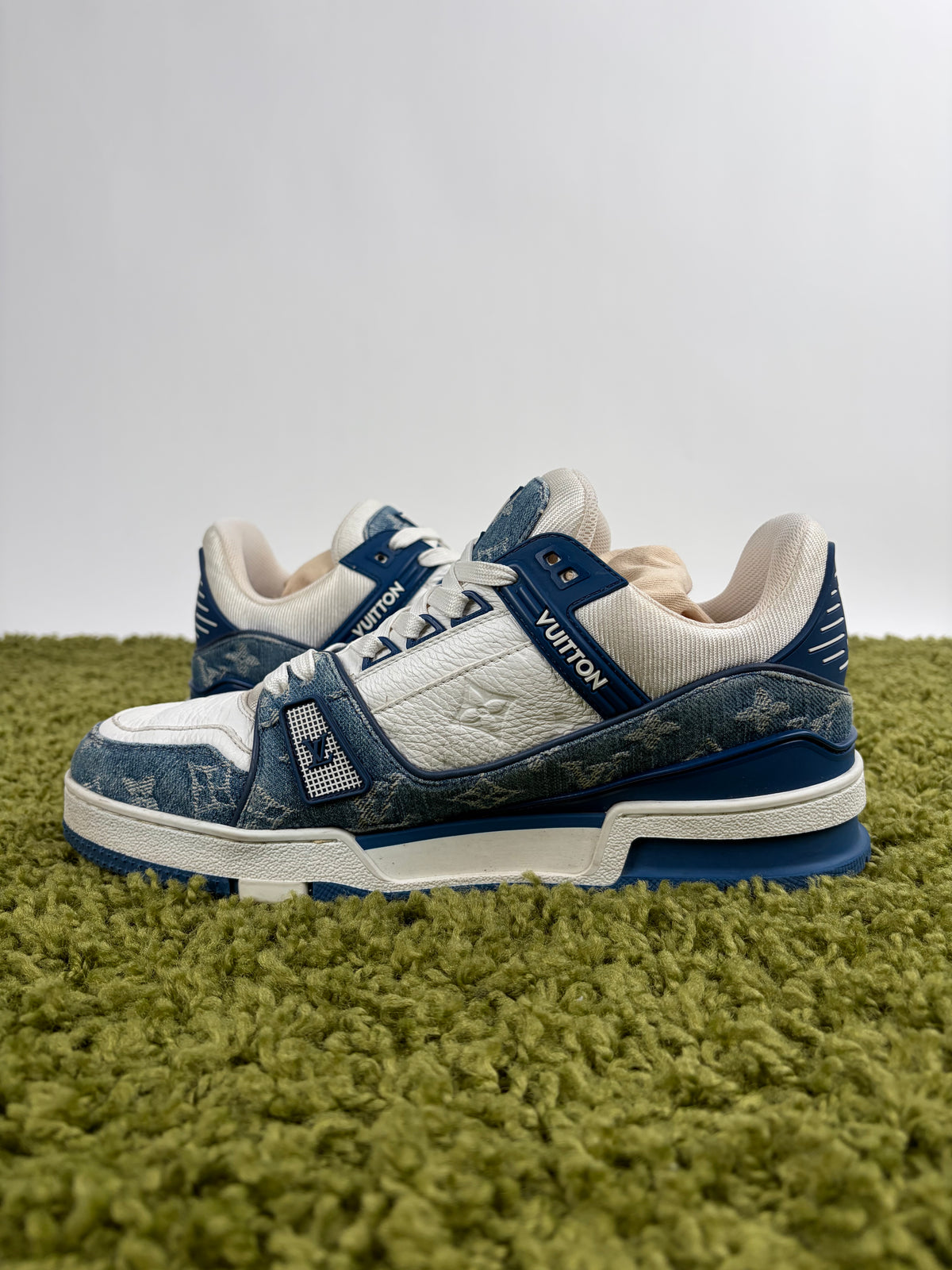 Louis Vuitton Trainer In Denim Blu 7.5