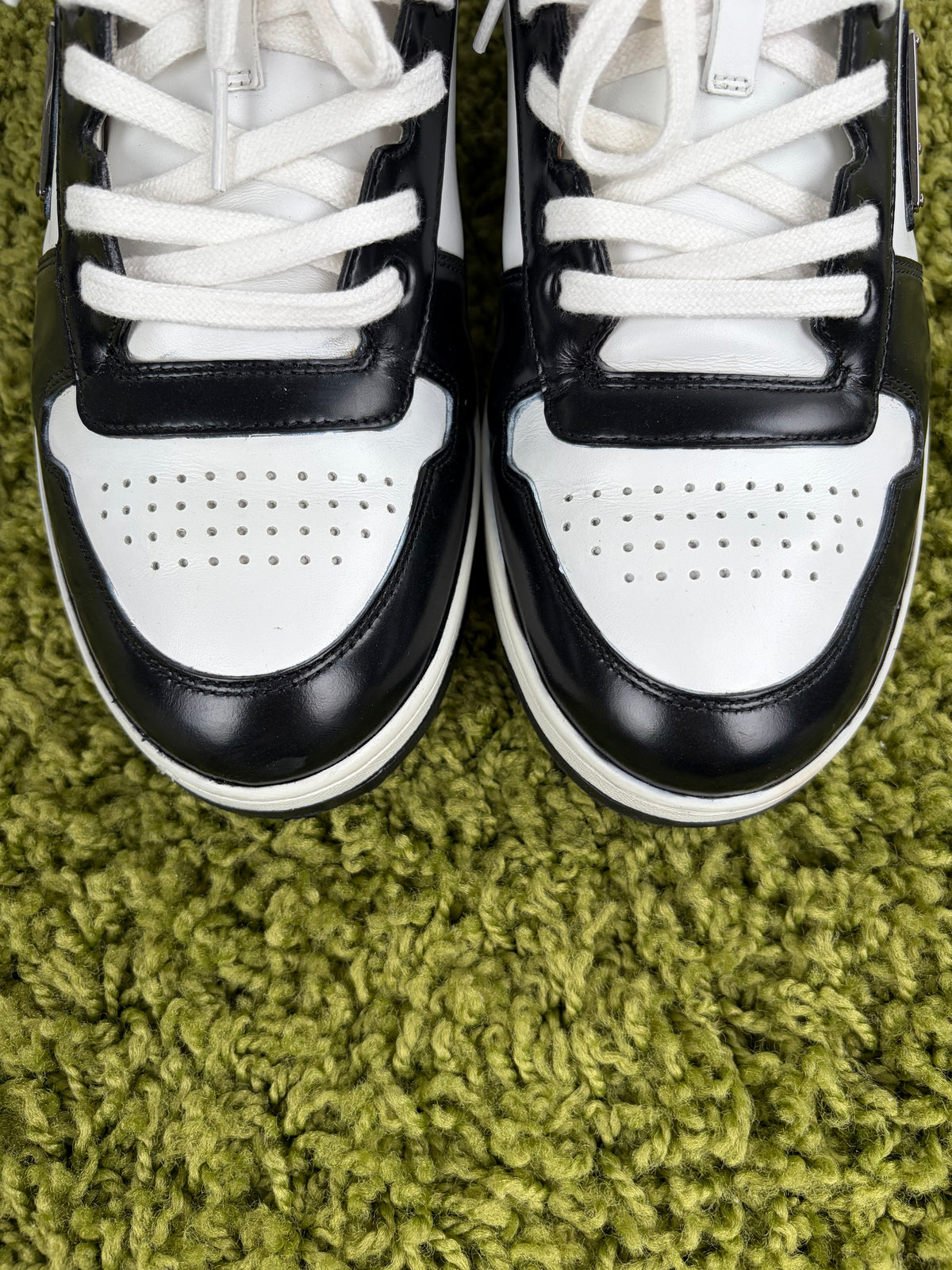 Prada Downtown Nera 8.5