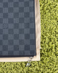 Pochette Louis vuitton voyage nera