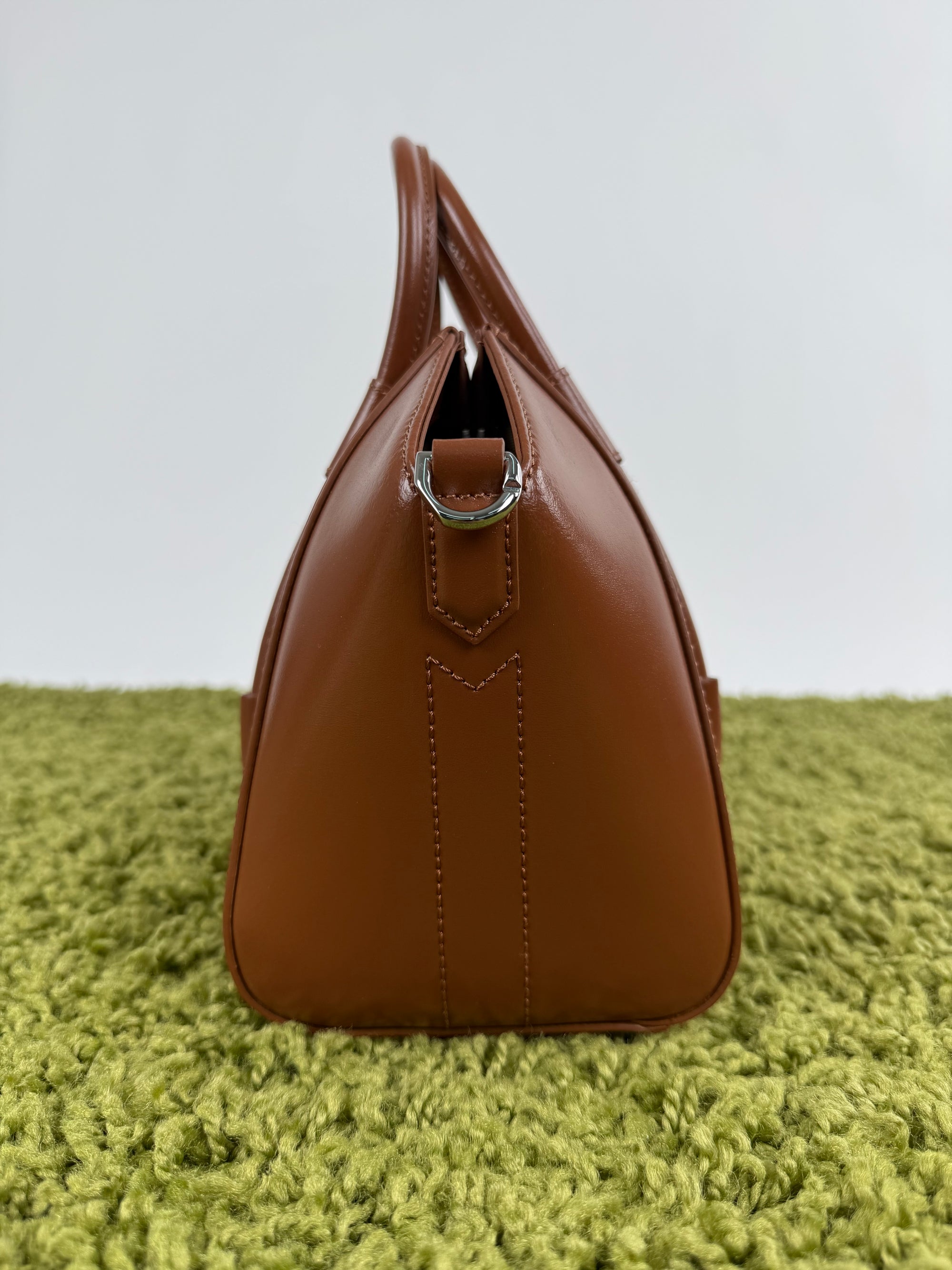 Borsa Mini Antigona Lock Bag Givenchy