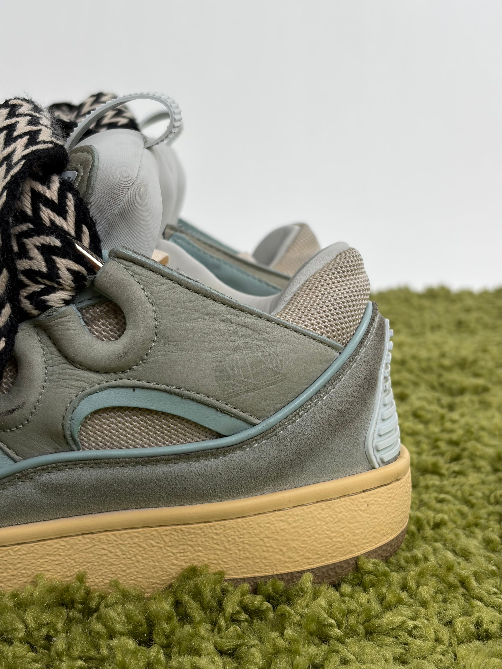 Lanvin Size 38 azzurre e grigie