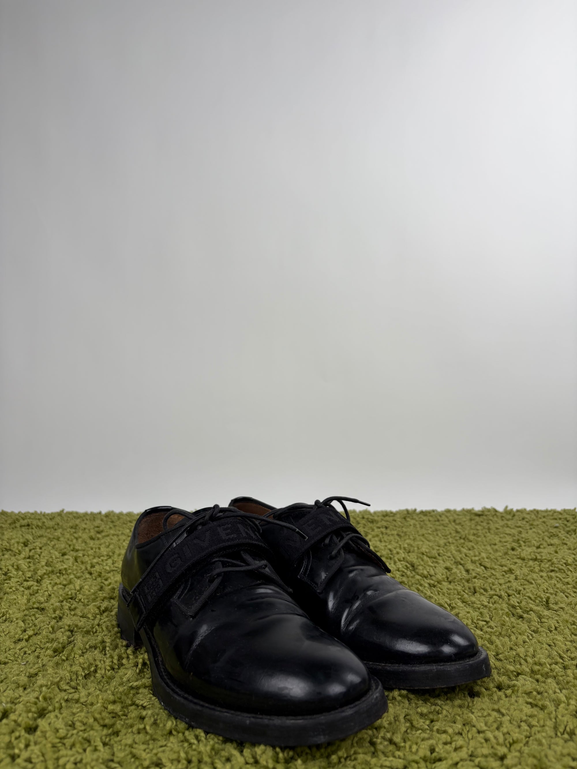 Cruz Givency Size 41 neri