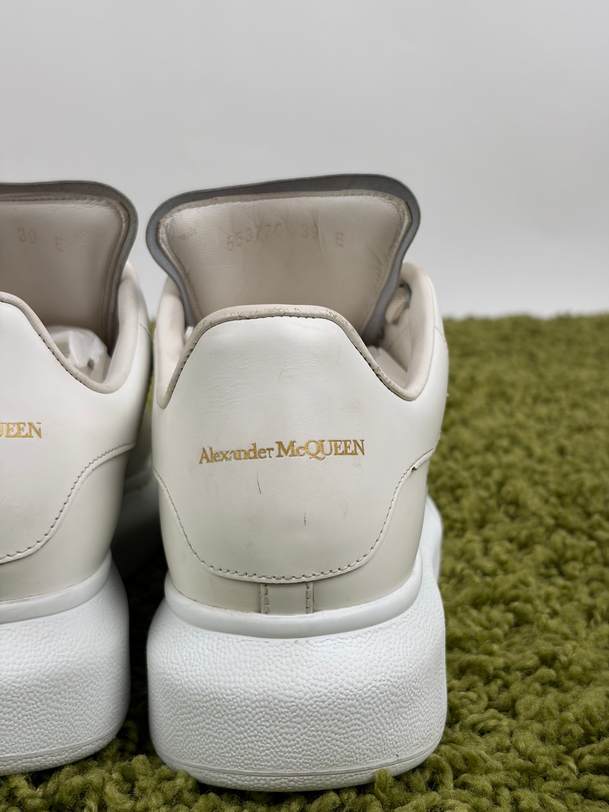 Mcqueen Size 39 bianche