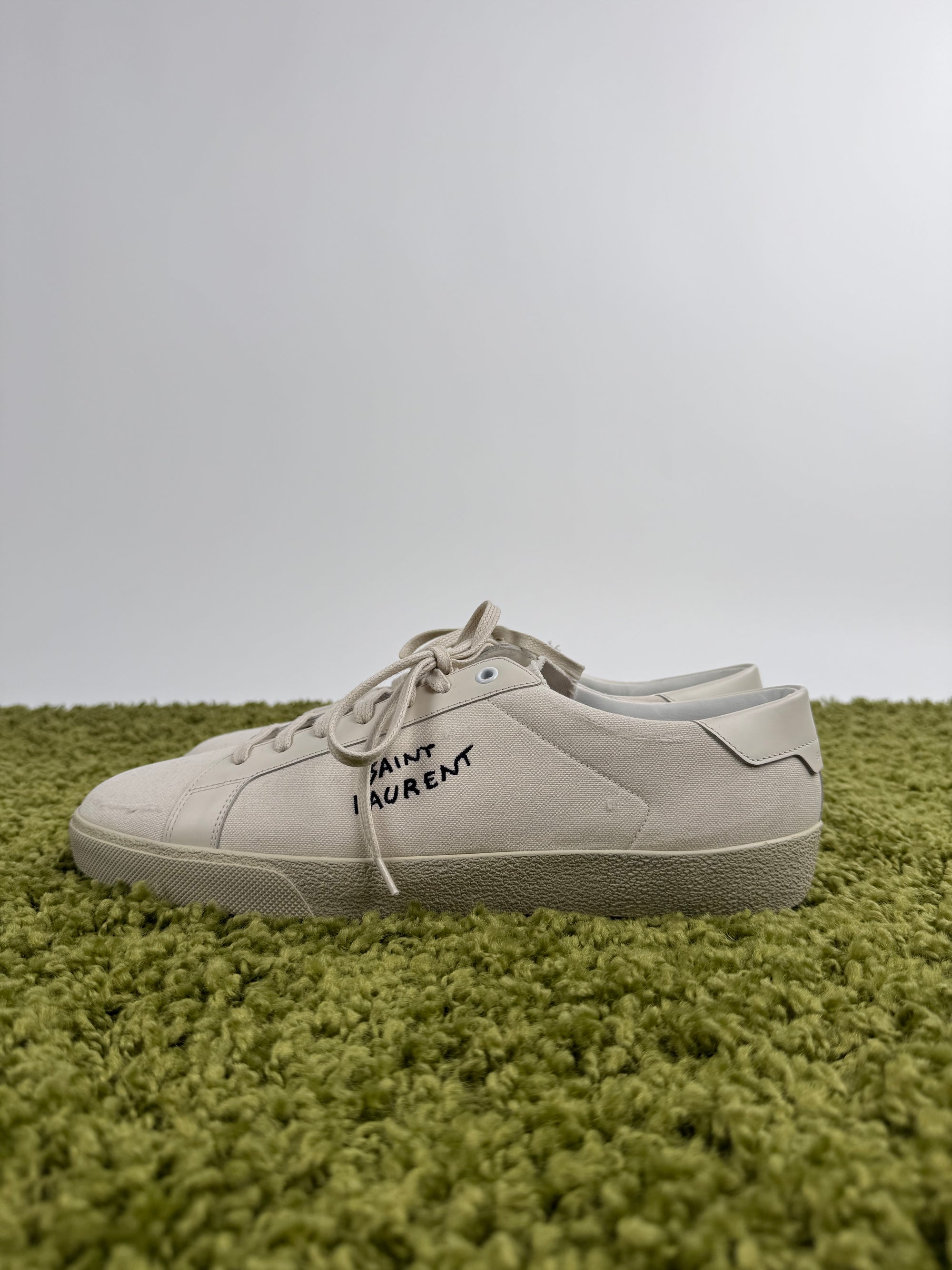 Yves Saint Laurent Low Court Sneaker 45