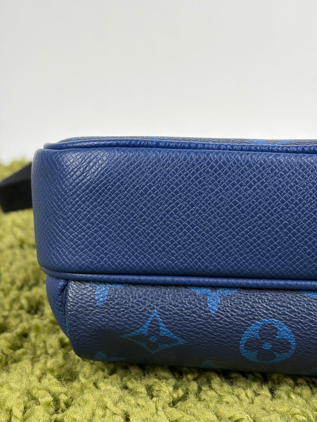 Borsa Louis Vuitton Outdoor Messenger Blu