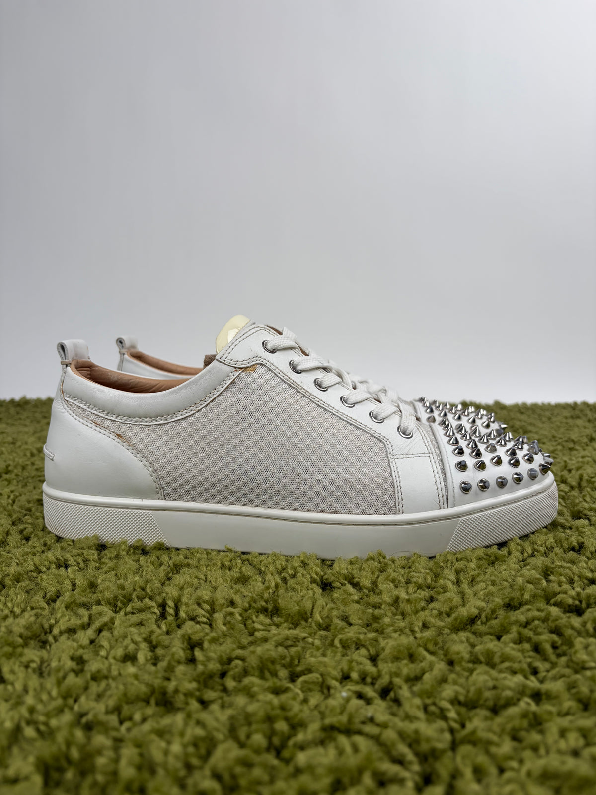 Christian Louboutin Spikes Low Bianca 45